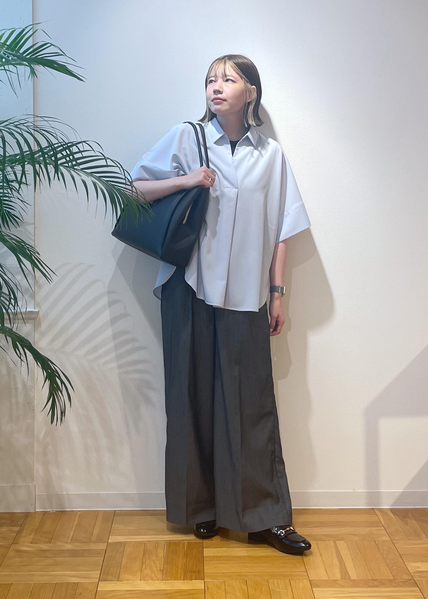 ROPE' PICNICの【UVカット・接触冷感・イージーケア】スキッパーシャツブラウスを使ったコーディネートを紹介します。｜Rakuten Fashion(楽天ファッション／旧楽天ブランドアベニュー)6117311