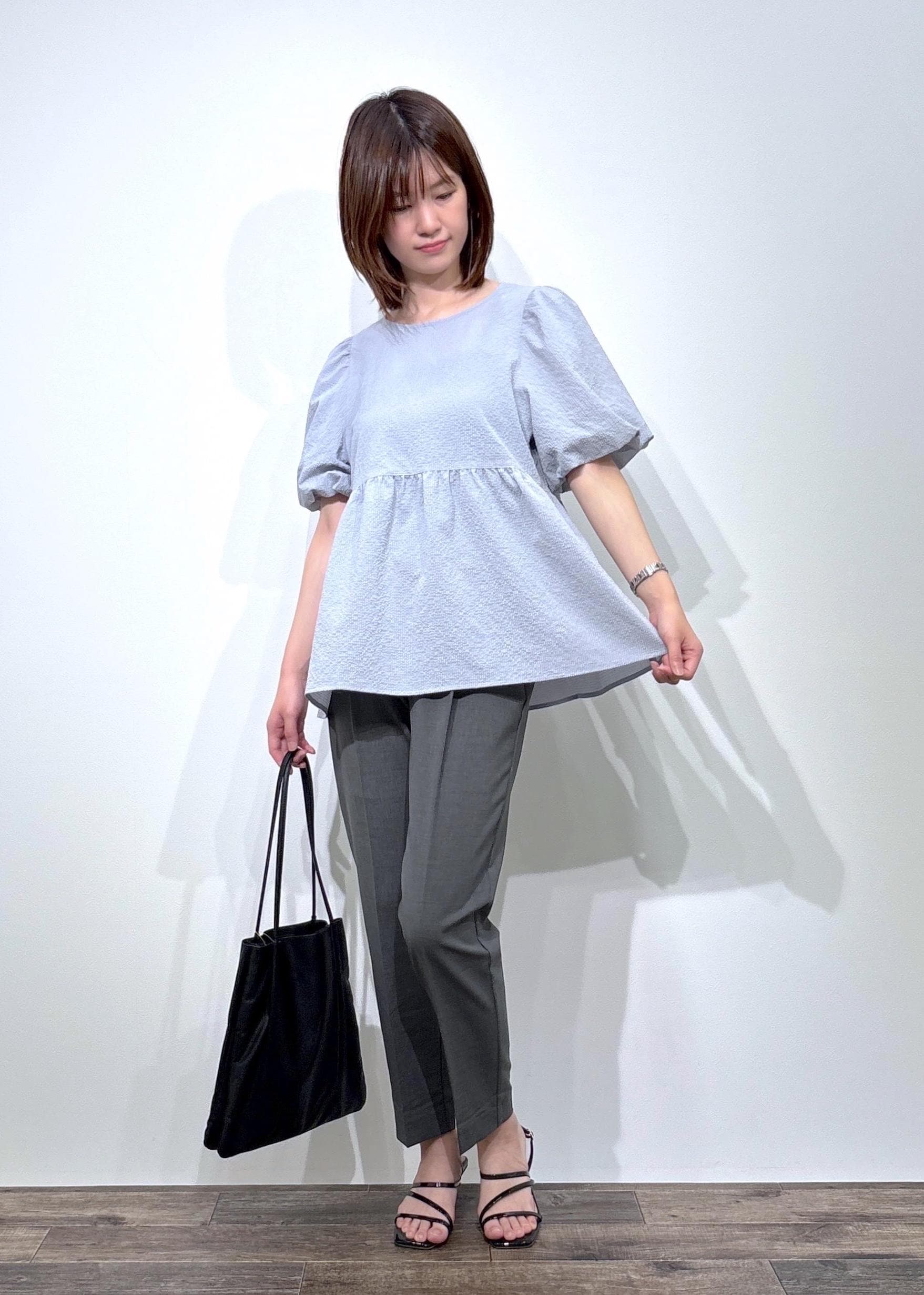 ROPE' PICNICのバルーンペプラムブラウスを使ったコーディネートを紹介します。｜Rakuten Fashion(楽天ファッション／旧楽天ブランドアベニュー)6117313