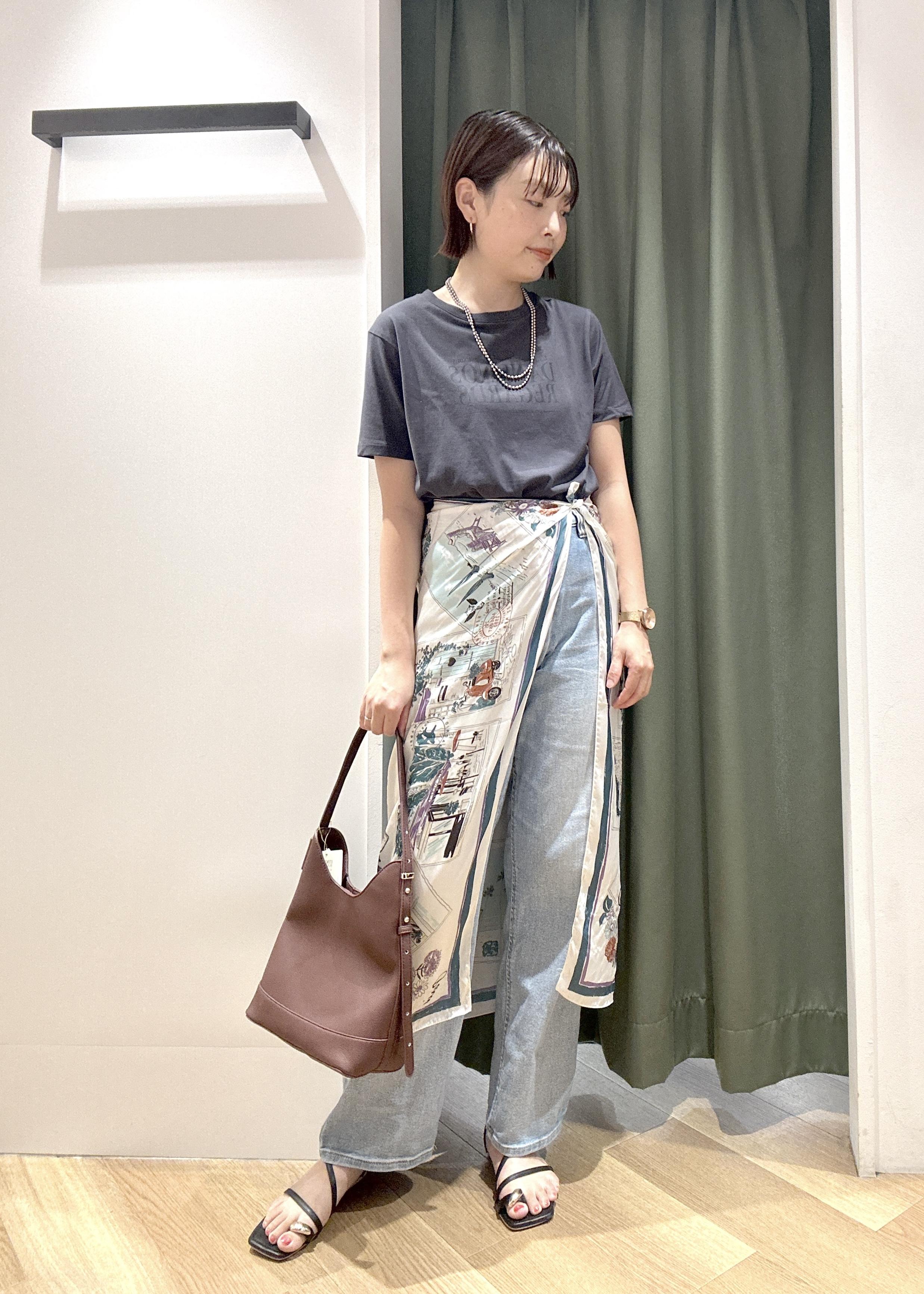 ROPE' PICNICの【UVカット・接触冷感・汗染み加工】フレンチロゴプリントTシャツを使ったコーディネートを紹介します。｜Rakuten Fashion(楽天ファッション／旧楽天ブランドアベニュー)6117427