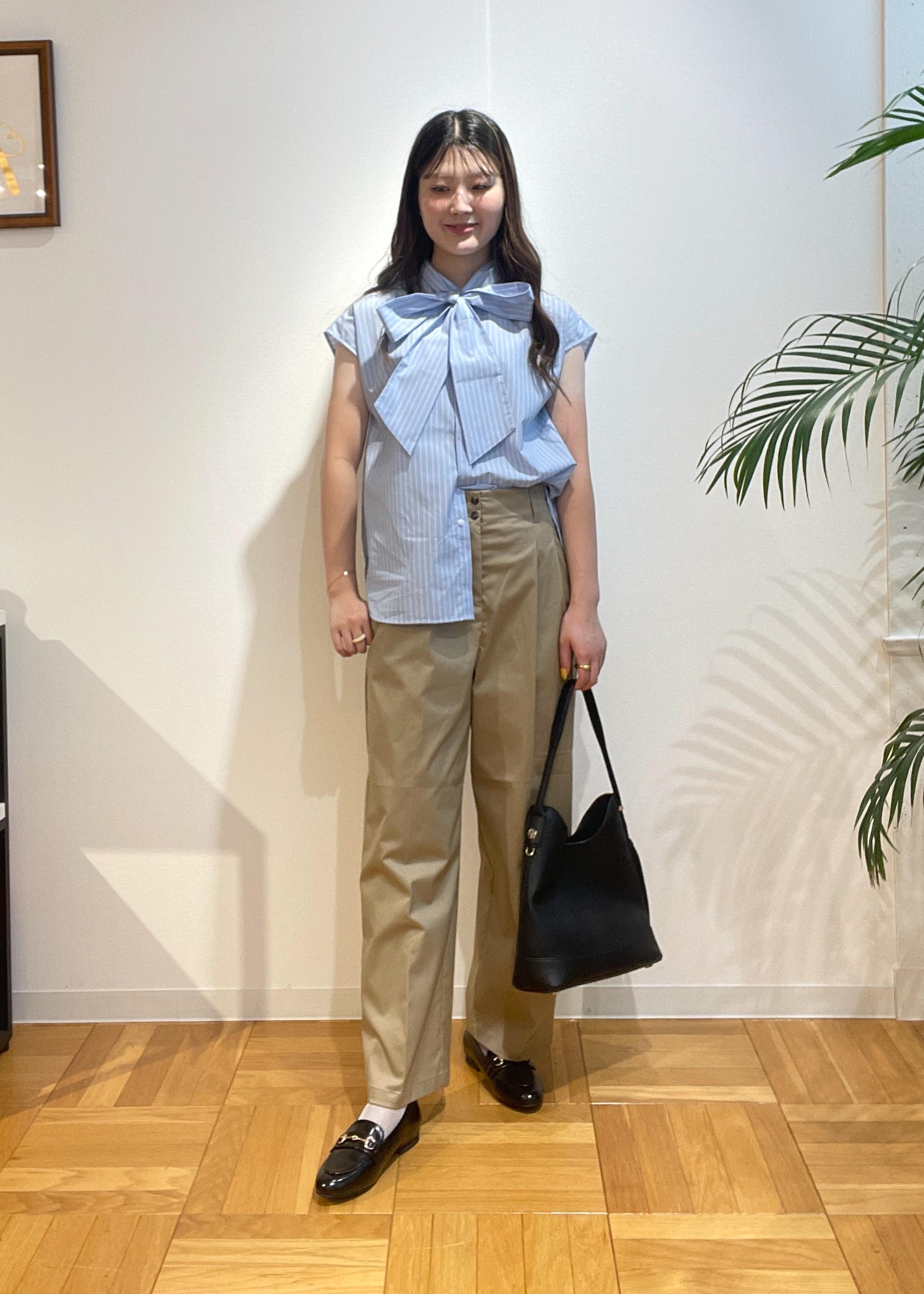 ROPE' PICNICの【防シワ】リボンフレンチスリーブシャツを使ったコーディネートを紹介します。｜Rakuten Fashion(楽天ファッション／旧楽天ブランドアベニュー)6117430