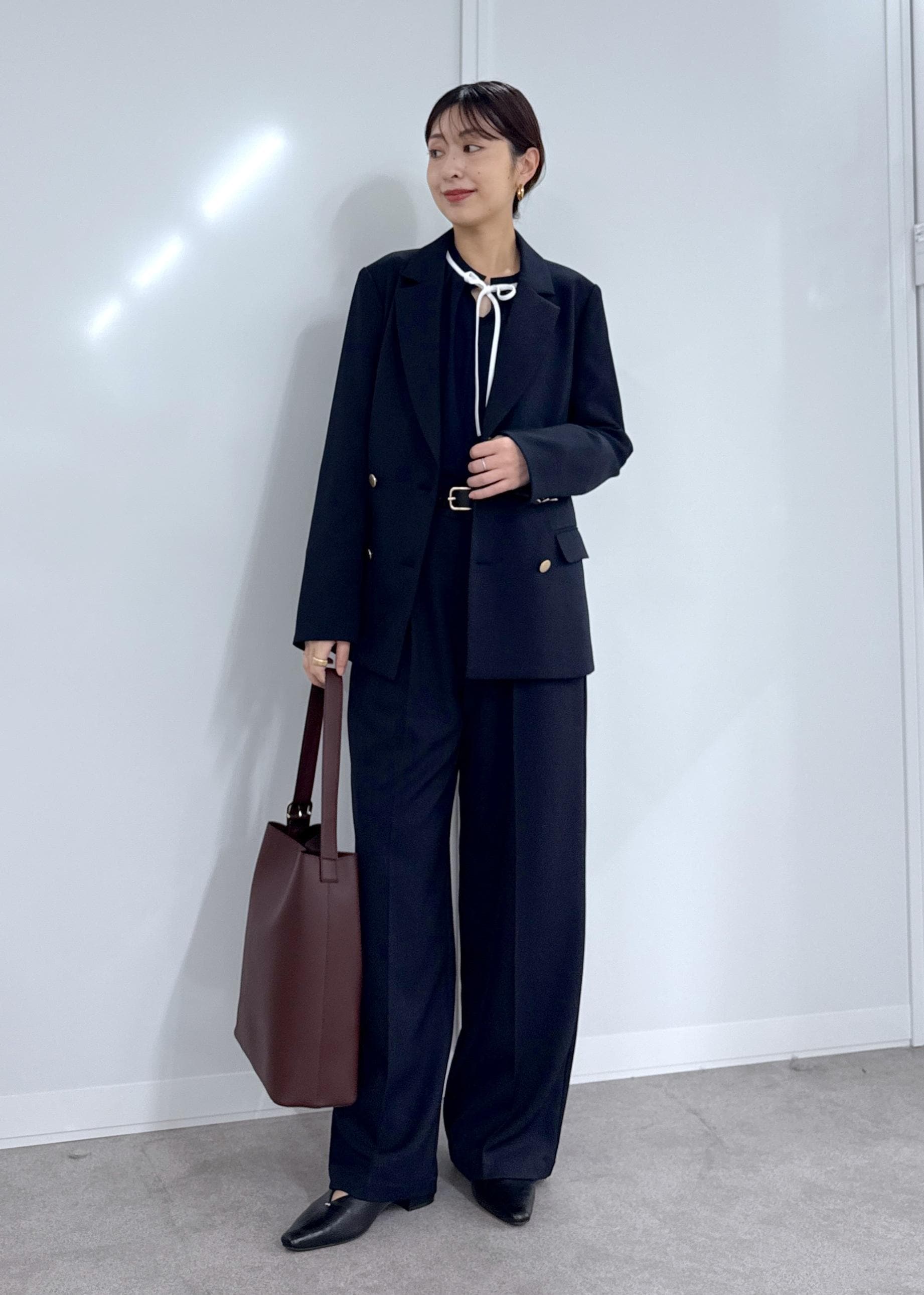 ROPE' PICNICの【WEB限定・ミドル丈】レディハンサムシリーズ ウールライク金ボタンジャケット(半裏地)/通勤対応を使ったコーディネートを紹介します。｜Rakuten Fashion(楽天ファッション／旧楽天ブランドアベニュー)6117361