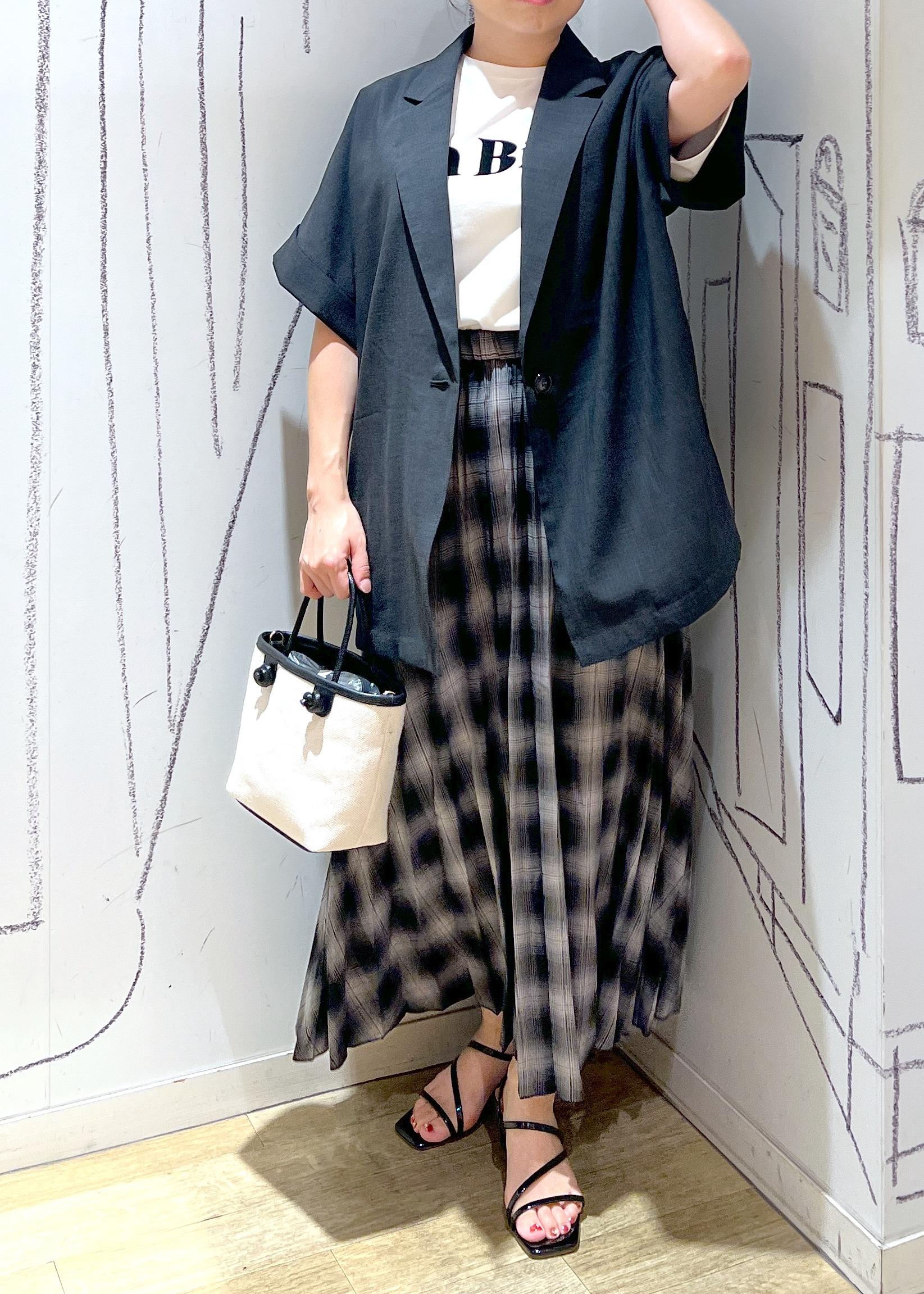 ROPE' PICNICのジャケットライクシャツを使ったコーディネートを紹介します。｜Rakuten Fashion(楽天ファッション／旧楽天ブランドアベニュー)6117364