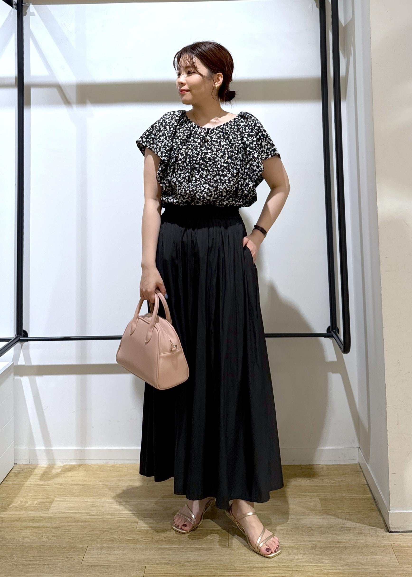 ROPE' PICNICのラッフルスリーブブラウス/通勤対応を使ったコーディネートを紹介します。｜Rakuten Fashion(楽天ファッション／旧楽天ブランドアベニュー)6117413