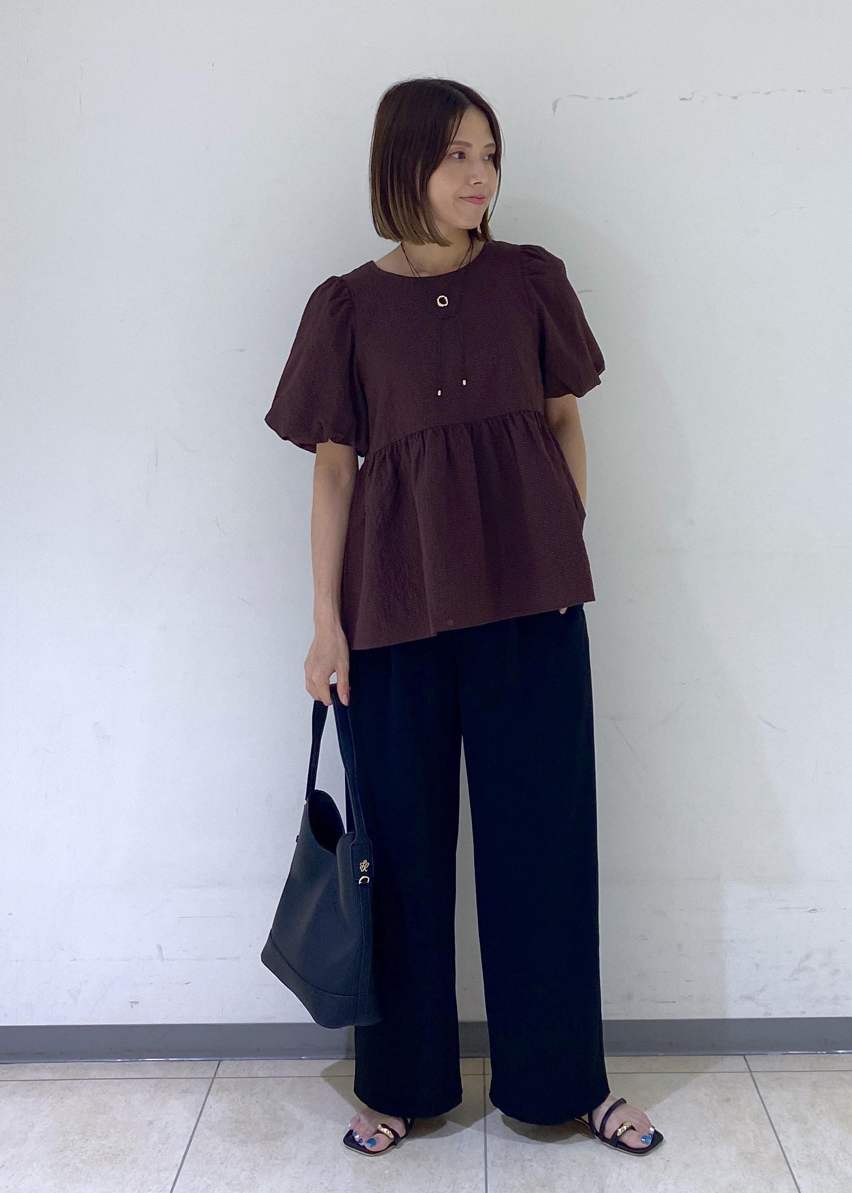 ROPE' PICNICのバルーンペプラムブラウスを使ったコーディネートを紹介します。｜Rakuten Fashion(楽天ファッション／旧楽天ブランドアベニュー)6117416