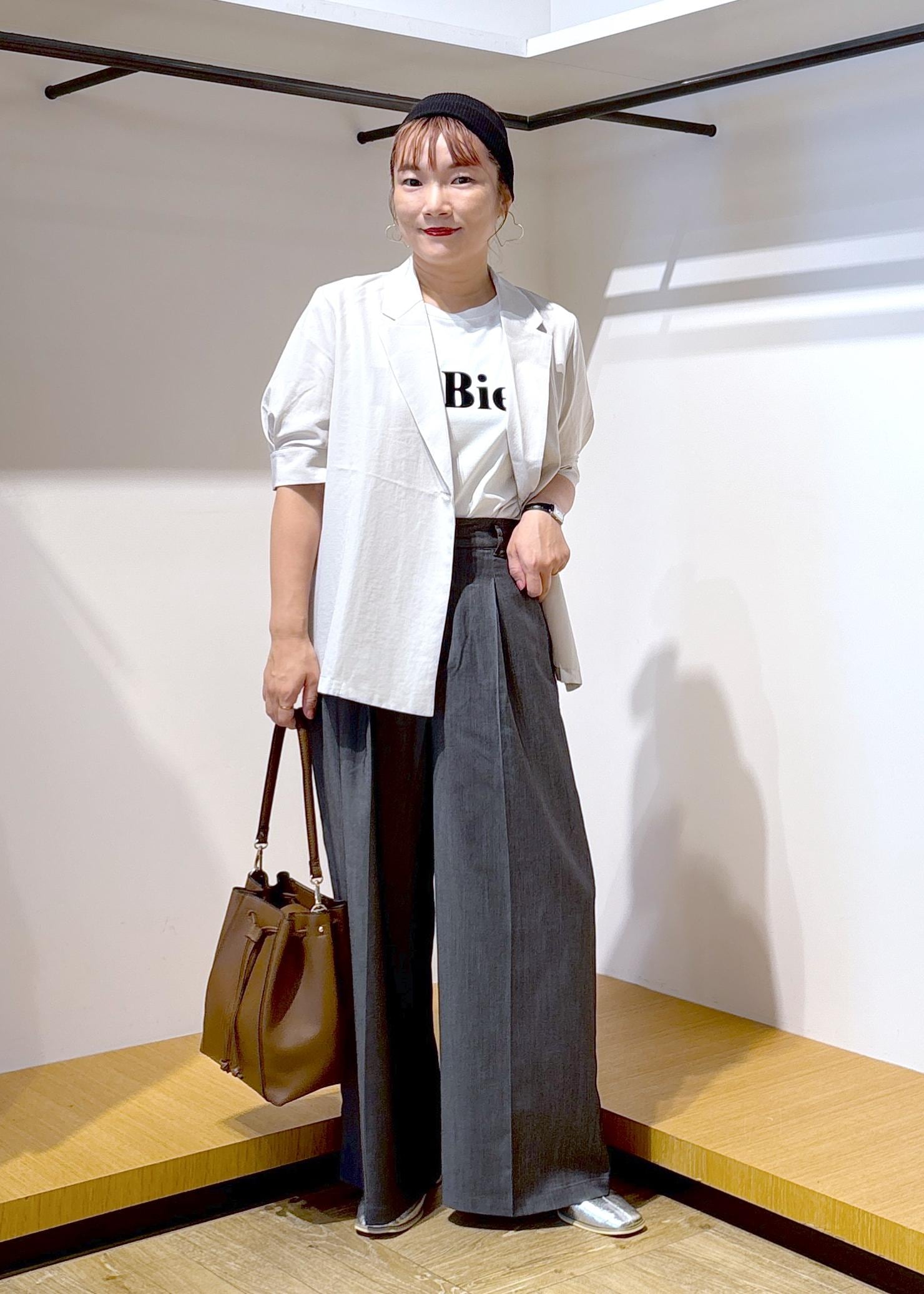 ROPE' PICNICのジャケットライクシャツを使ったコーディネートを紹介します。｜Rakuten Fashion(楽天ファッション／旧楽天ブランドアベニュー)6117461