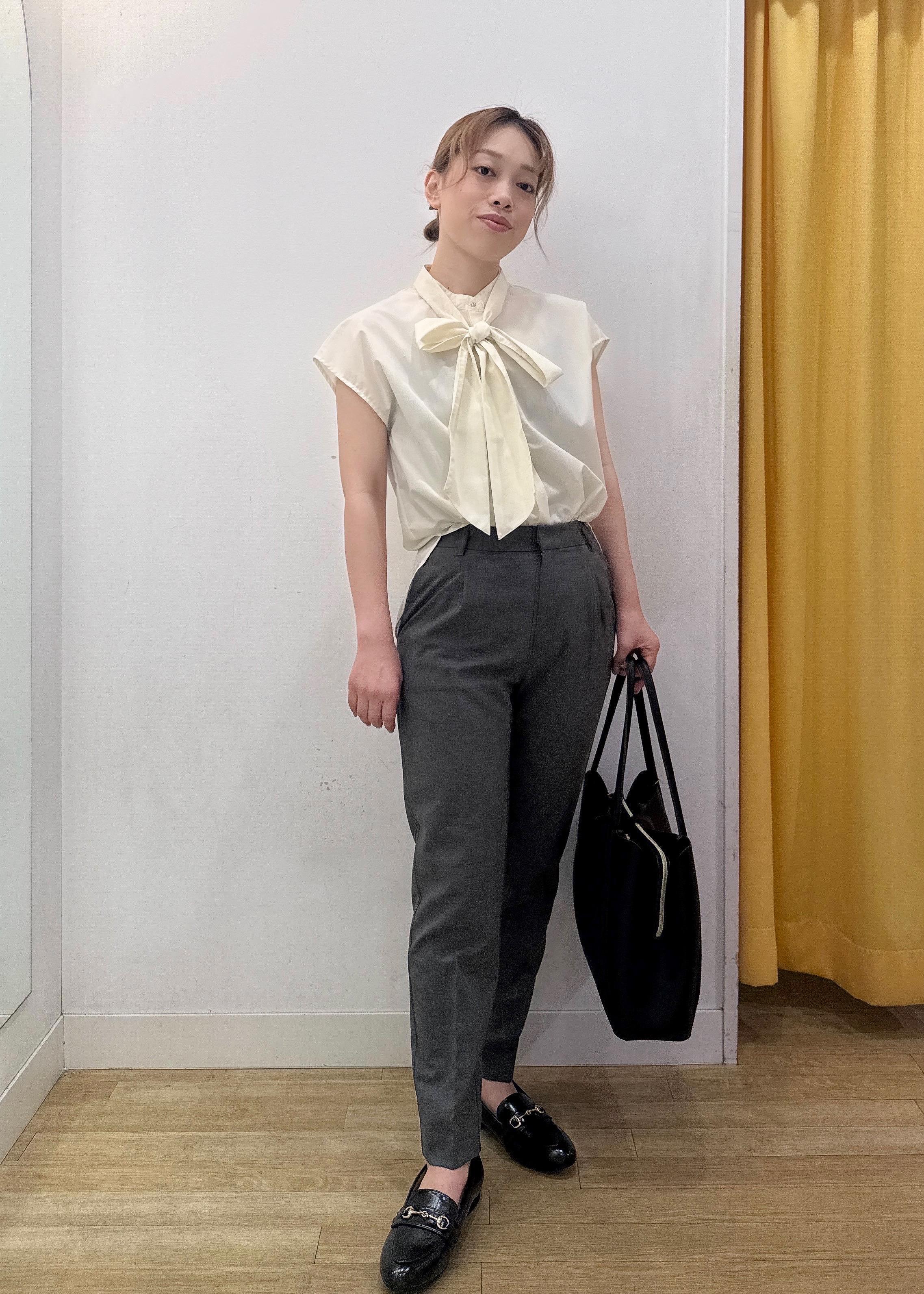 ROPE' PICNICの【防シワ】リボンフレンチスリーブシャツを使ったコーディネートを紹介します。｜Rakuten Fashion(楽天ファッション／旧楽天ブランドアベニュー)6117437