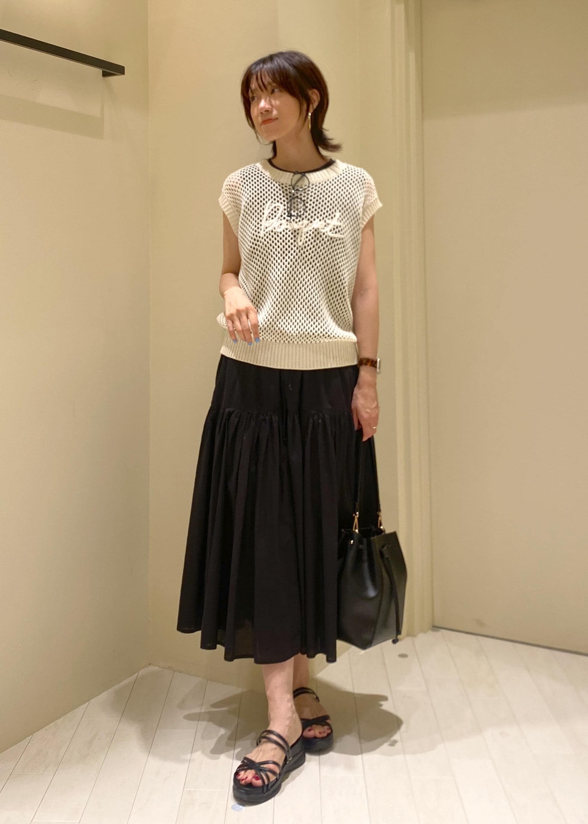 ROPE' PICNICのコットンボイルティアードワンピースを使ったコーディネートを紹介します。｜Rakuten Fashion(楽天ファッション／旧楽天ブランドアベニュー)6117490