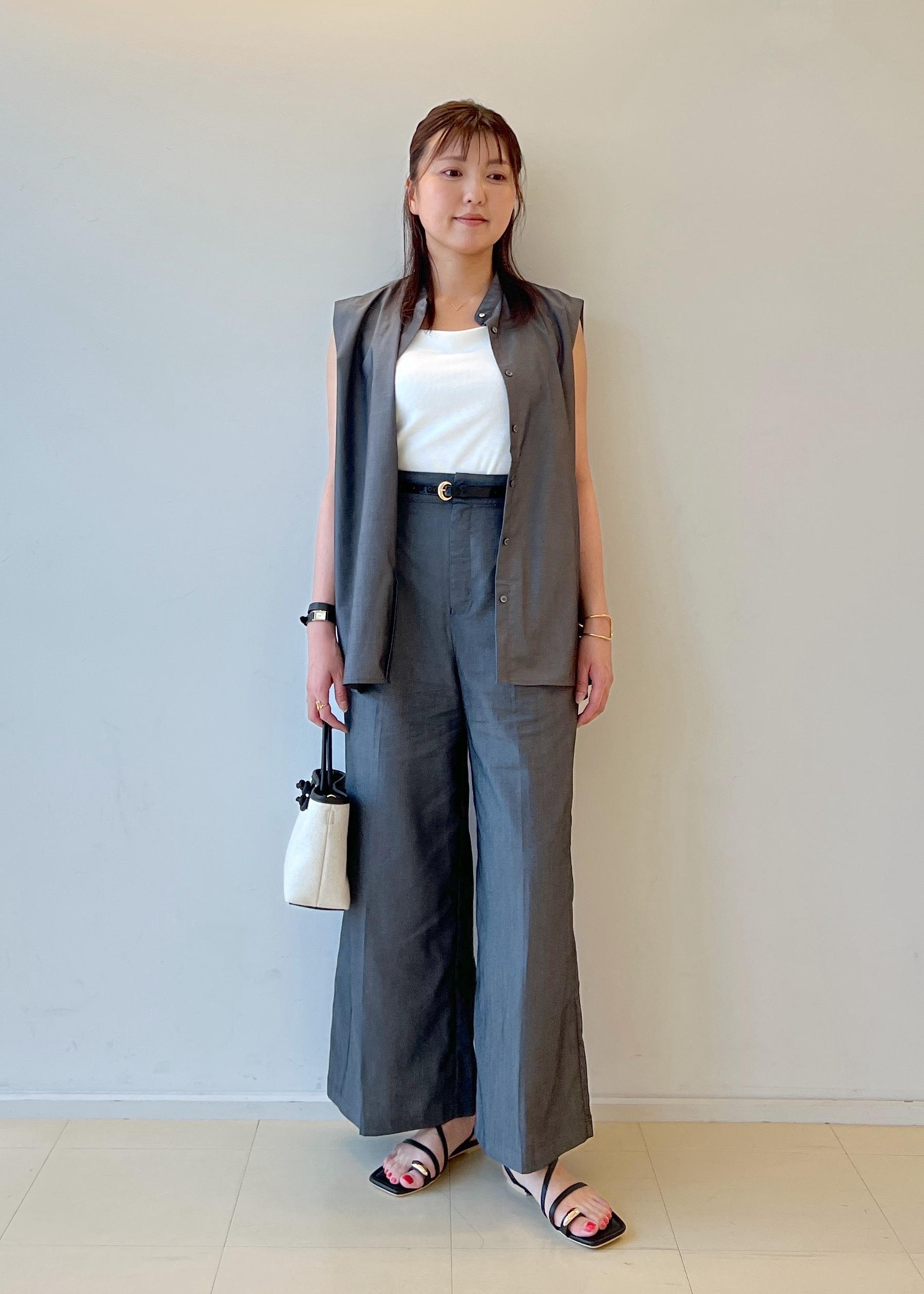 ROPE' PICNICの【UVカット・接触冷感・イージーケア】バンドカラーノースリーブシャツ/通勤対応を使ったコーディネートを紹介します。｜Rakuten Fashion(楽天ファッション／旧楽天ブランドアベニュー)6117500