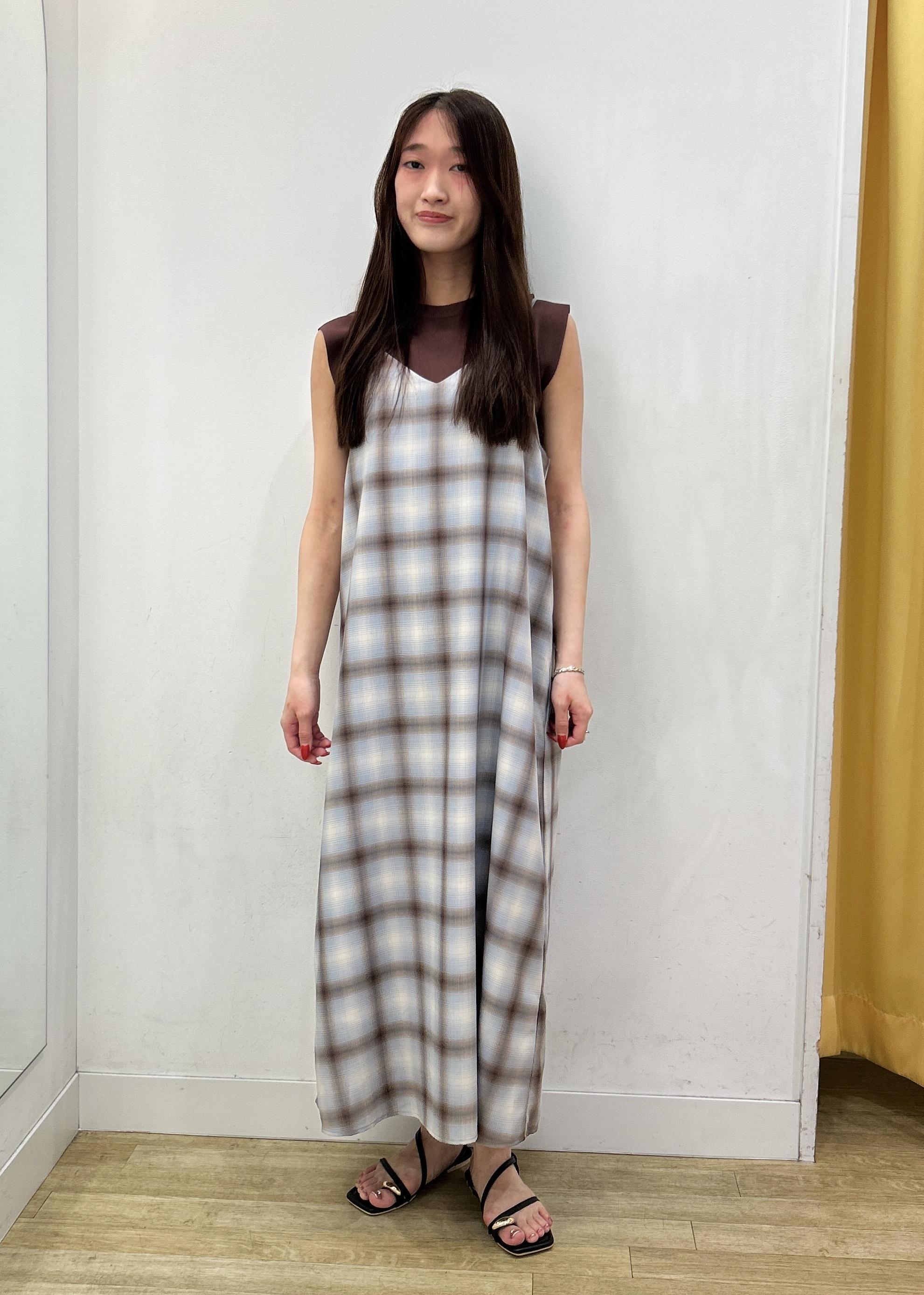 ROPE' PICNICの【UVカット・接触冷感・イージーケア】八方映えニット ゼロスリーブニットプルオーバーを使ったコーディネートを紹介します。｜Rakuten Fashion(楽天ファッション／旧楽天ブランドアベニュー)6117502