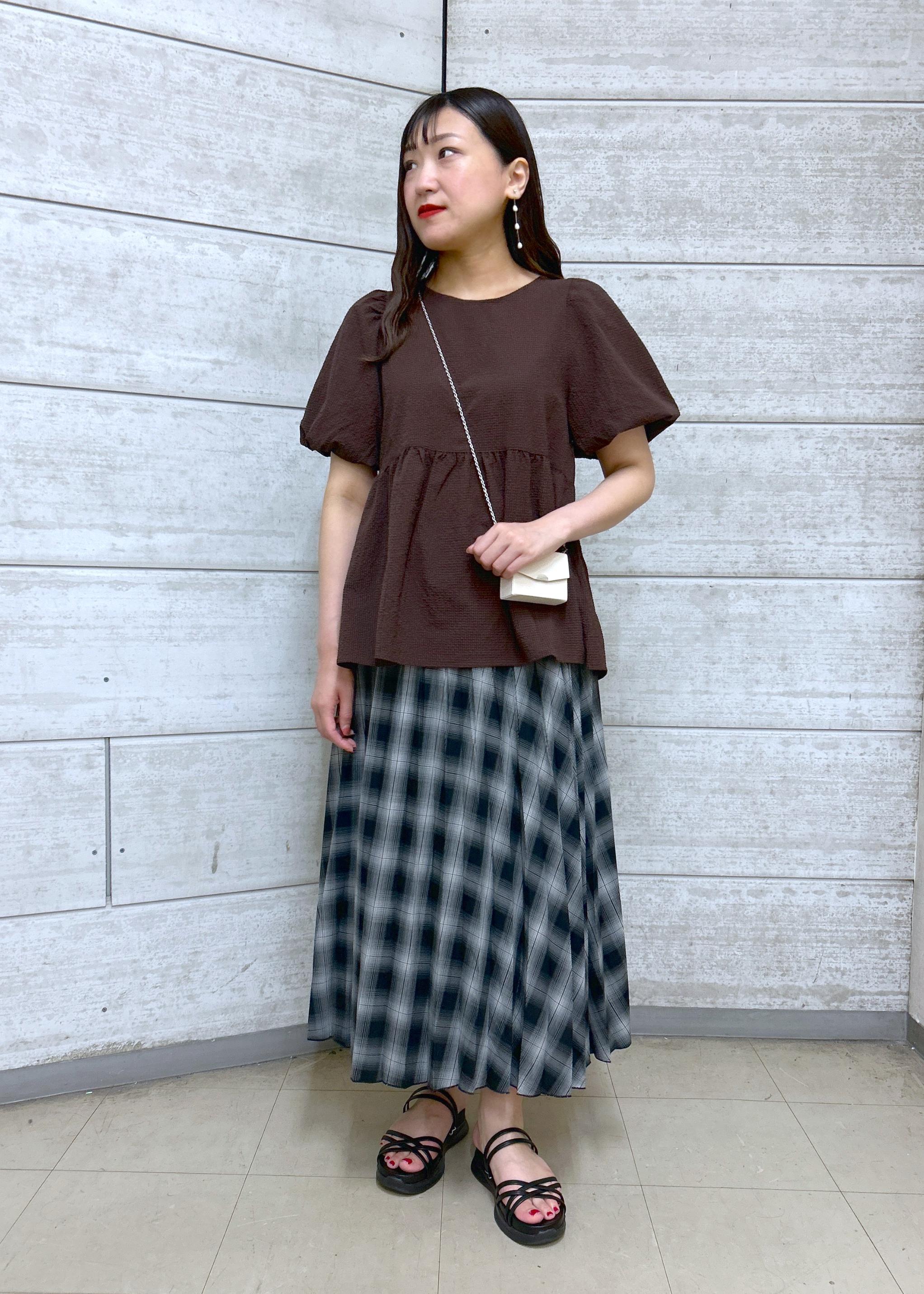 ROPE' PICNICのバルーンペプラムブラウスを使ったコーディネートを紹介します。｜Rakuten Fashion(楽天ファッション／旧楽天ブランドアベニュー)6117511