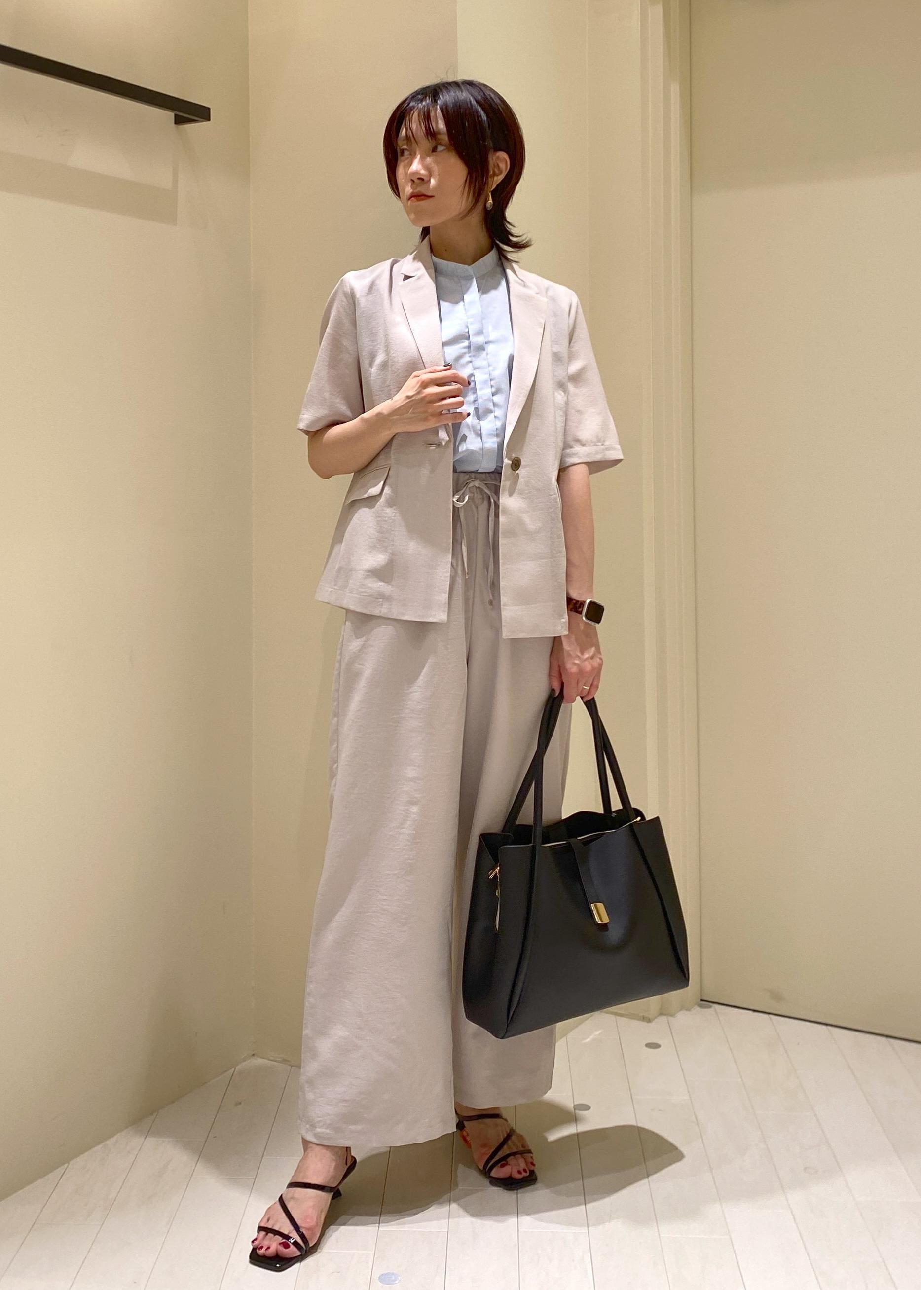 ROPE' PICNICの【接触冷感・吸水速乾・防シワ】エフォートレスリラックスハーフスリーブジャケットを使ったコーディネートを紹介します。｜Rakuten Fashion(楽天ファッション／旧楽天ブランドアベニュー)6117553