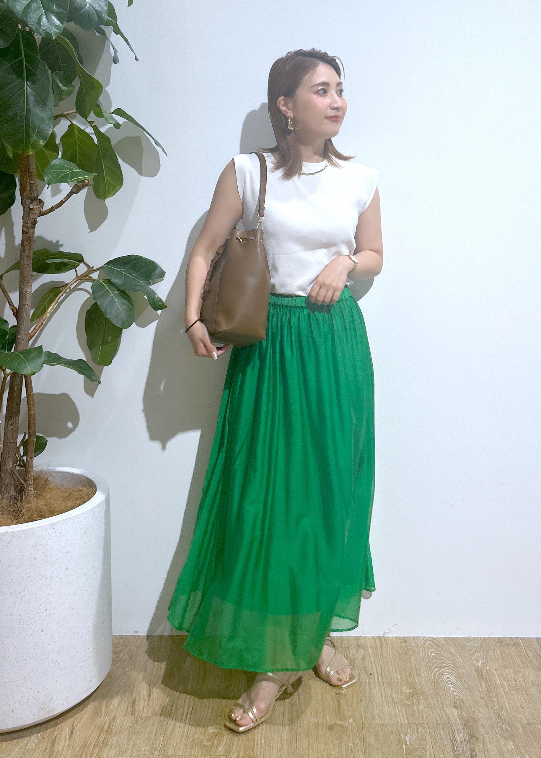 ROPE' PICNICの【UVカット・接触冷感・イージーケア】八方映えニット ゼロスリーブニットプルオーバーを使ったコーディネートを紹介します。｜Rakuten Fashion(楽天ファッション／旧楽天ブランドアベニュー)6117561