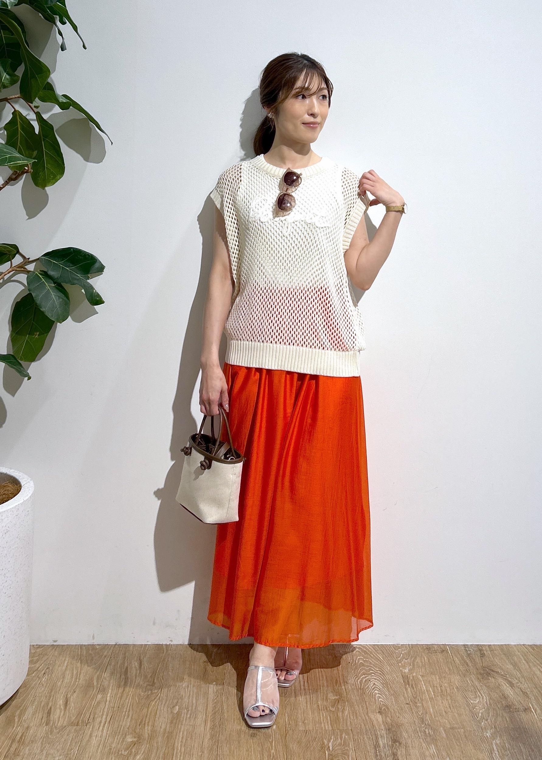 ROPE' PICNICのコード刺繍入りメッシュサマーニットを使ったコーディネートを紹介します。｜Rakuten Fashion(楽天ファッション／旧楽天ブランドアベニュー)6117564