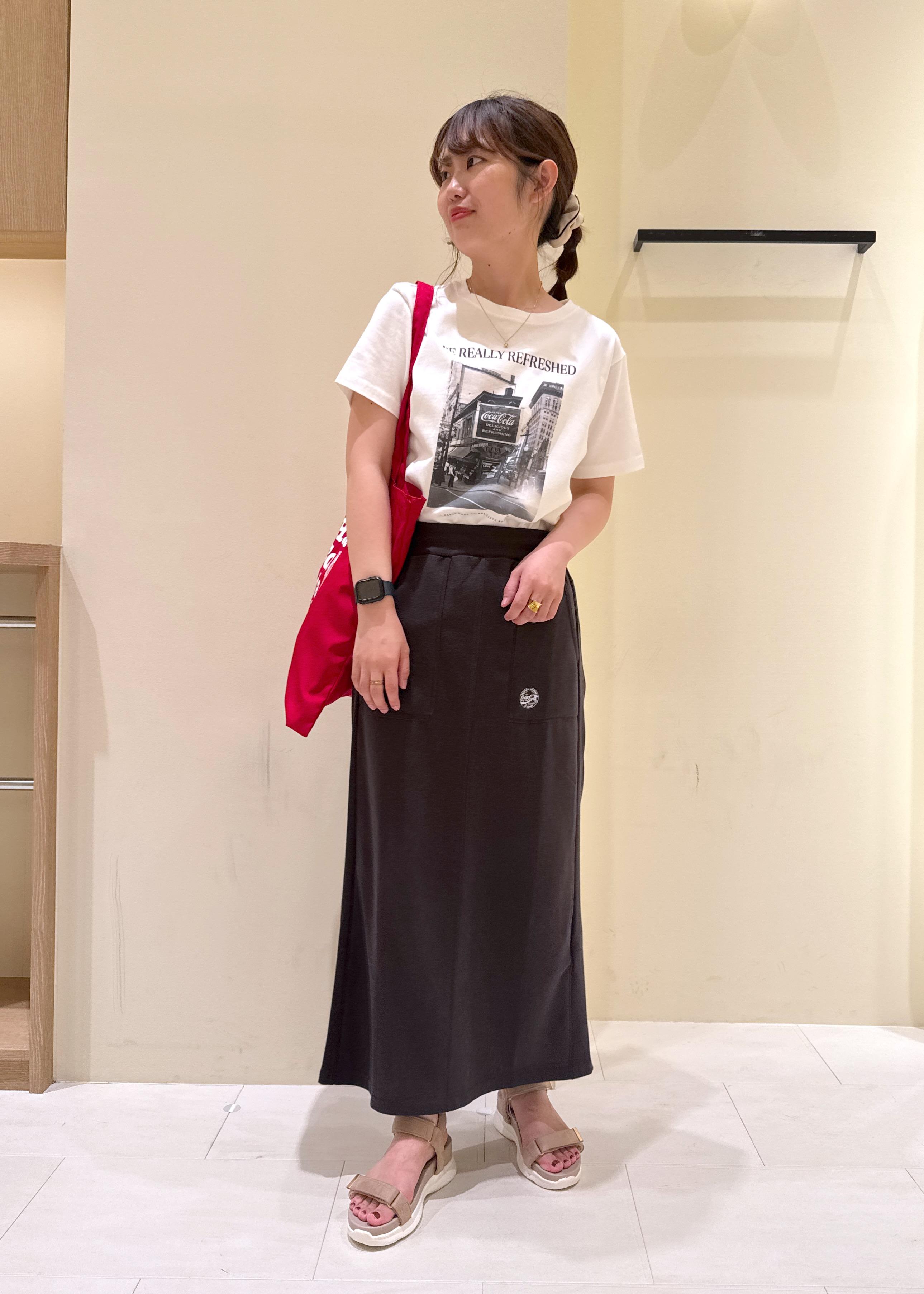 ROPE' PICNICの【Coca-Cola】【汗染み加工】アソートグラフィックTシャツを使ったコーディネートを紹介します。｜Rakuten Fashion(楽天ファッション／旧楽天ブランドアベニュー)6117574