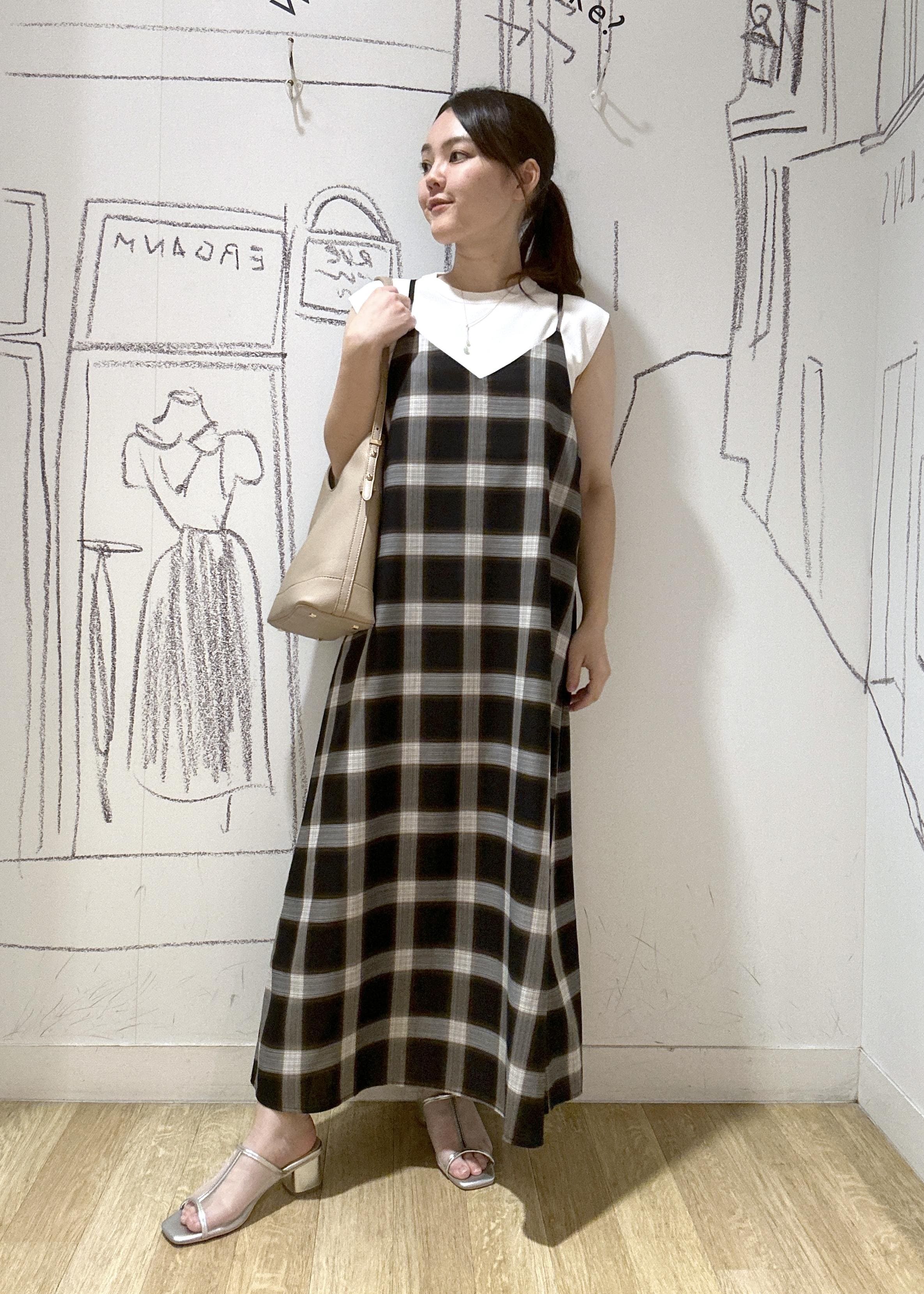 ROPE' PICNICの【UVカット・接触冷感・イージーケア】八方映えニット ゼロスリーブニットプルオーバーを使ったコーディネートを紹介します。｜Rakuten Fashion(楽天ファッション／旧楽天ブランドアベニュー)6117583