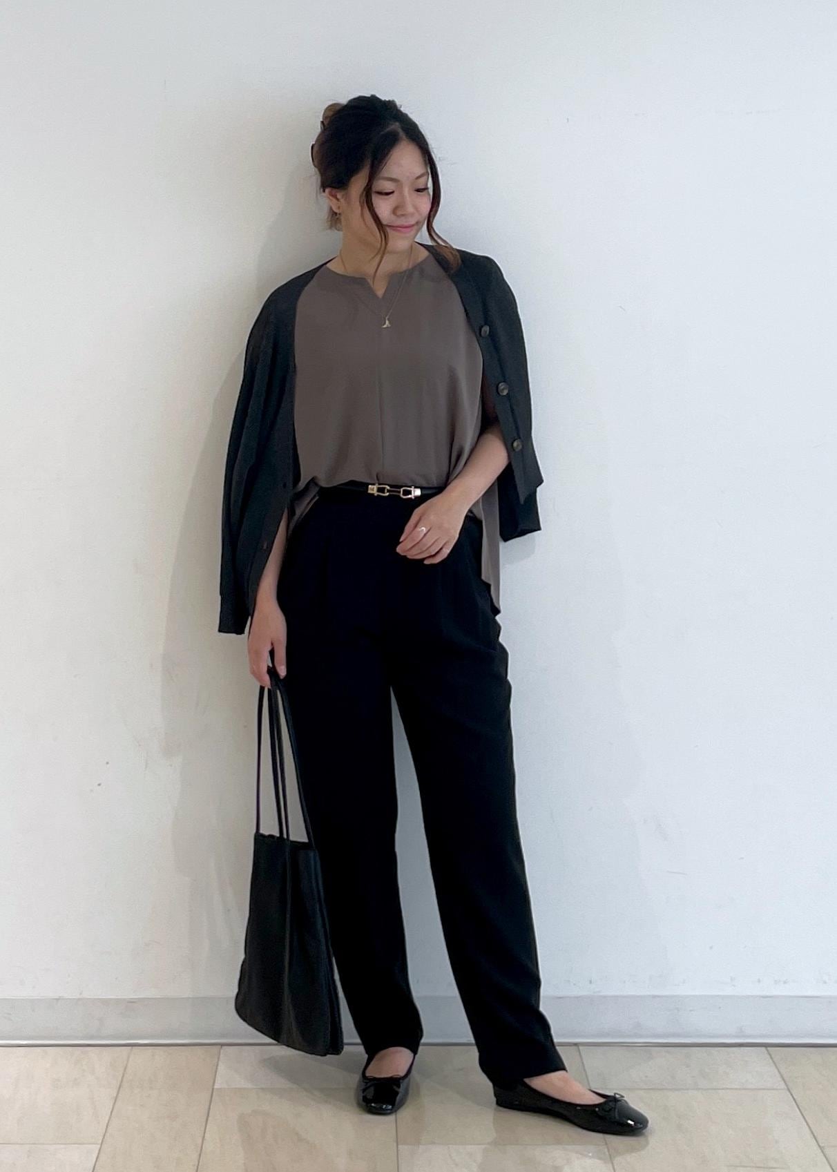 ROPE' PICNICのジョーゼット肩タックブラウス/セットアップ対応を使ったコーディネートを紹介します。｜Rakuten Fashion(楽天ファッション／旧楽天ブランドアベニュー)6117635