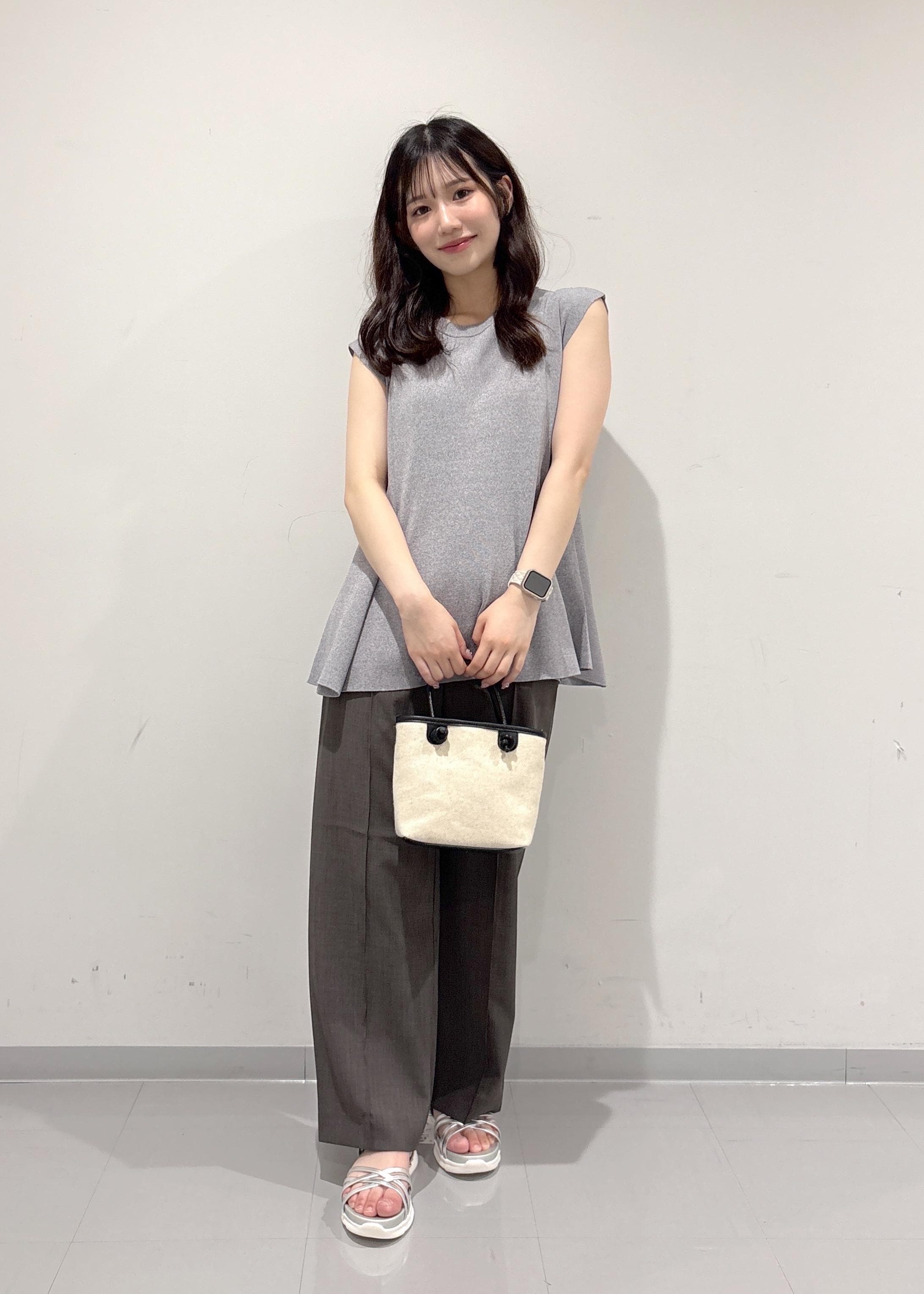 ROPE' PICNICの【洗濯機OK・アンチピリング】八方映えニット ペプラムニットプルオーバーを使ったコーディネートを紹介します。｜Rakuten Fashion(楽天ファッション／旧楽天ブランドアベニュー)6117684