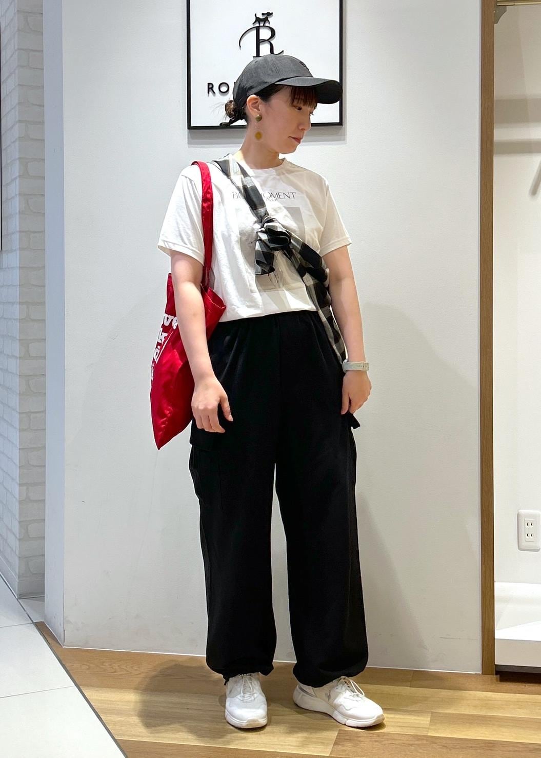 ROPE' PICNICの【UVカット・洗濯機OK・接触冷感】RENUアソートフォトTシャツ/リンクコーデ・新色追加を使ったコーディネートを紹介します。｜Rakuten Fashion(楽天ファッション／旧楽天ブランドアベニュー)6117685