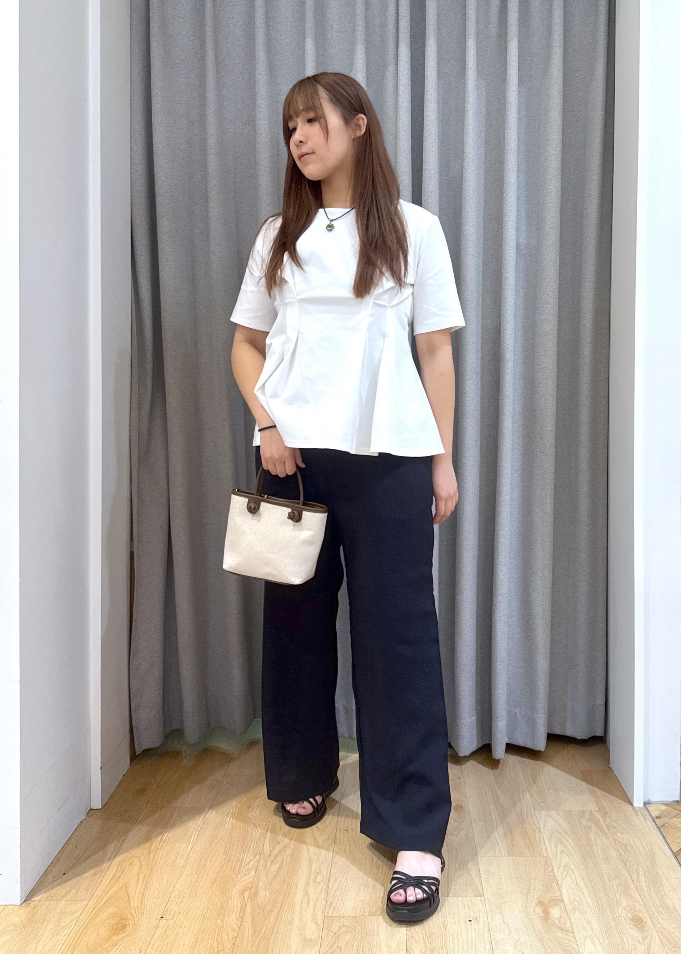 ROPE' PICNICの(接触冷感*UVカット)ウエストタックペプラムトップスを使ったコーディネートを紹介します。｜Rakuten Fashion(楽天ファッション／旧楽天ブランドアベニュー)6117717