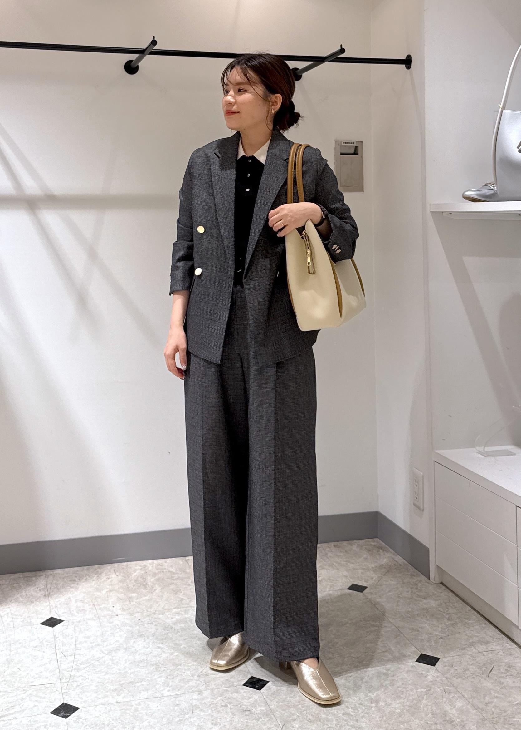 ROPE' PICNICのレディハンサムシリーズ ウールライクウエストタックセミワイドパンツ/セットアップ対応を使ったコーディネートを紹介します。｜Rakuten Fashion(楽天ファッション／旧楽天ブランドアベニュー)6142466