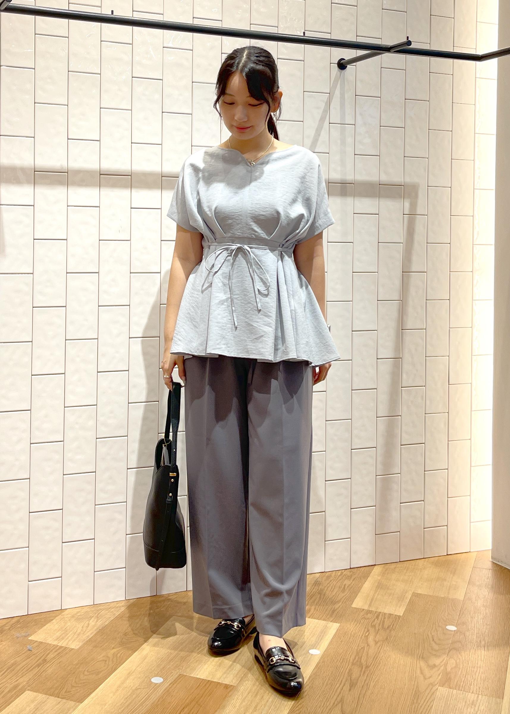 ROPE' PICNICの【接触冷感】ハートネックペプラムブラウスを使ったコーディネートを紹介します。｜Rakuten Fashion(楽天ファッション／旧楽天ブランドアベニュー)6142526