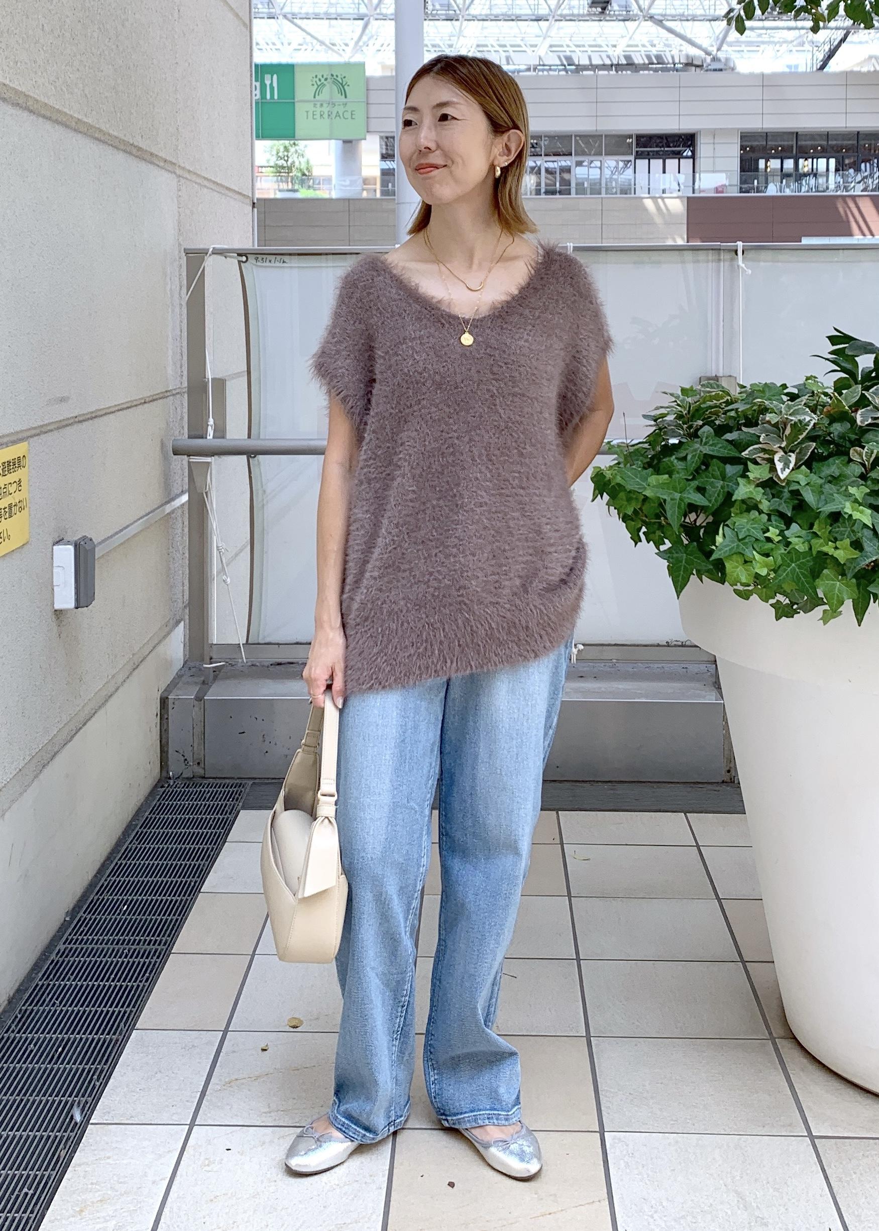 ROPE' PICNICのシャギーニットベストを使ったコーディネートを紹介します。｜Rakuten Fashion(楽天ファッション／旧楽天ブランドアベニュー)6142501