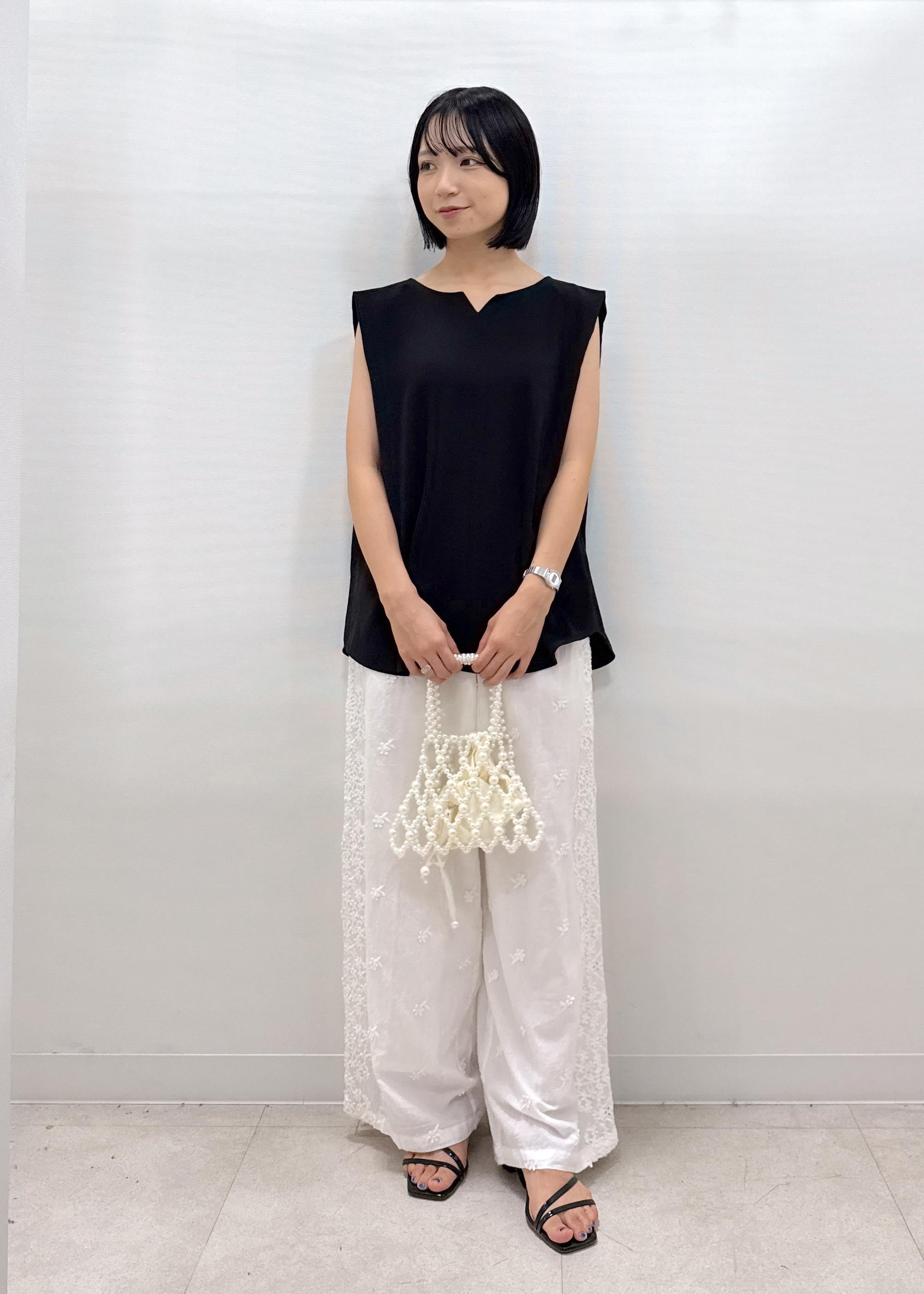 ROPE' PICNICの3D刺繍レースワイドパンツ/リンクコーデを使ったコーディネートを紹介します。｜Rakuten Fashion(楽天ファッション／旧楽天ブランドアベニュー)6142502