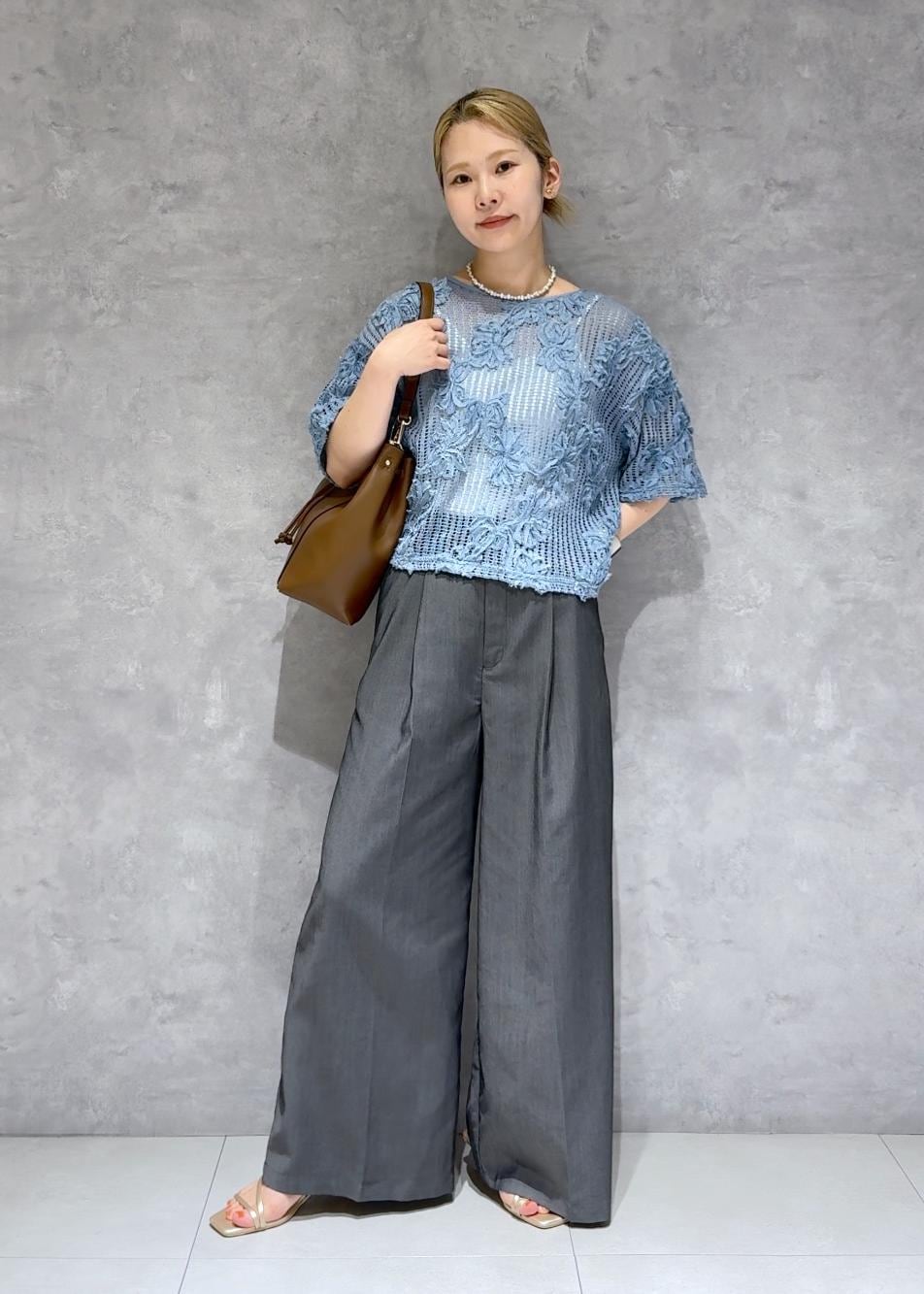 ROPE' PICNICのメッシュコード刺繍プルオーバーを使ったコーディネートを紹介します。｜Rakuten Fashion(楽天ファッション／旧楽天ブランドアベニュー)6142551