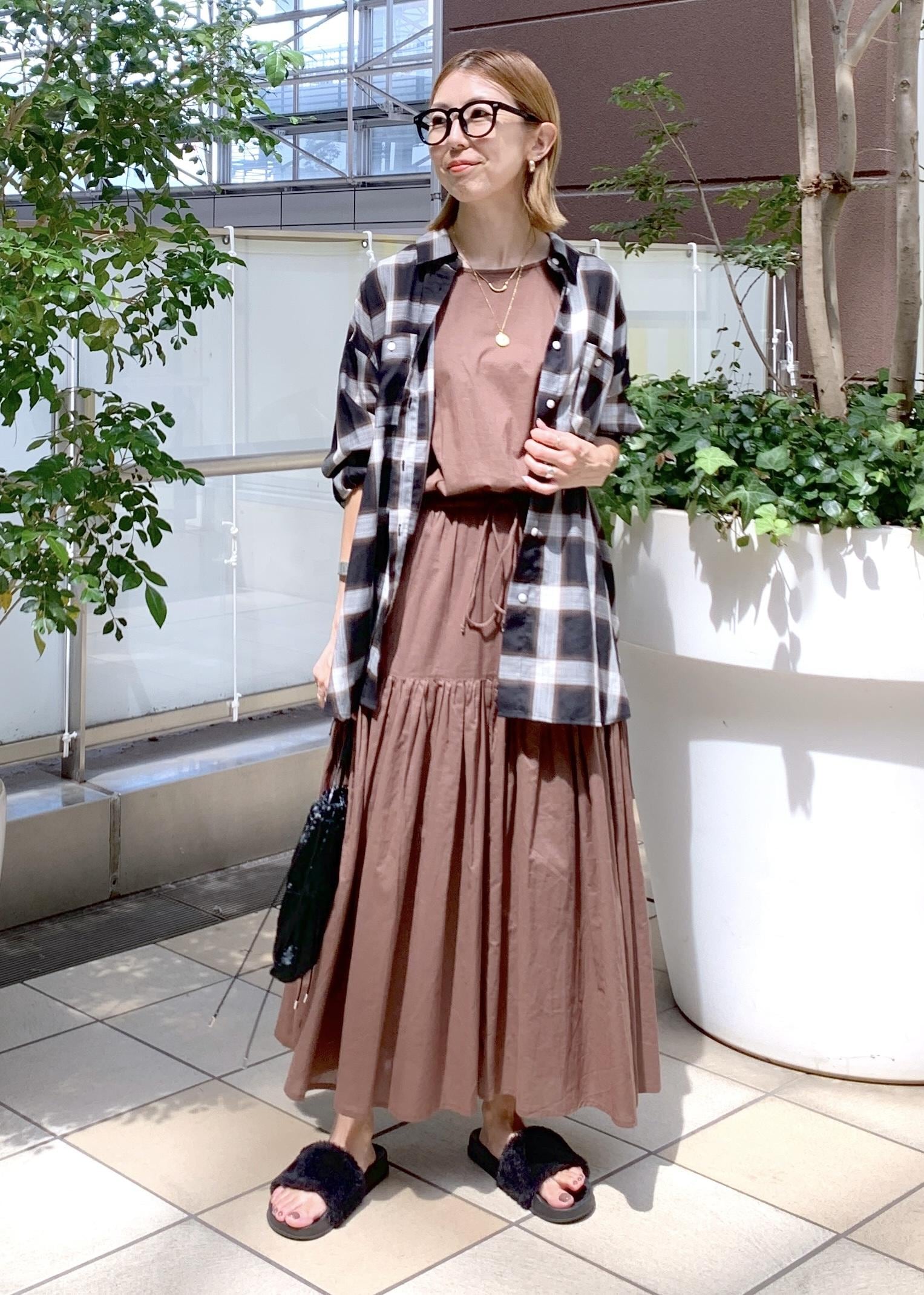ROPE' PICNICのコットンボイルティアードワンピースを使ったコーディネートを紹介します。｜Rakuten Fashion(楽天ファッション／旧楽天ブランドアベニュー)6142570