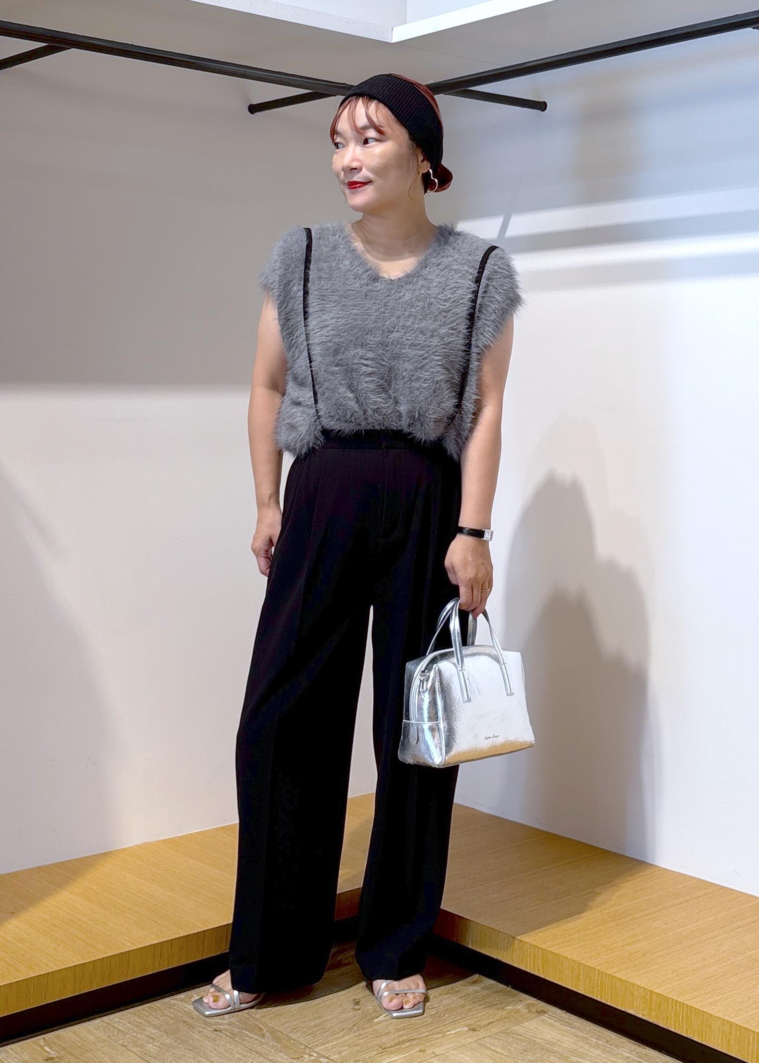 ROPE' PICNICの【3サイズ展開】サスペンダー付きワイドパンツを使ったコーディネートを紹介します。｜Rakuten Fashion(楽天ファッション／旧楽天ブランドアベニュー)6142687