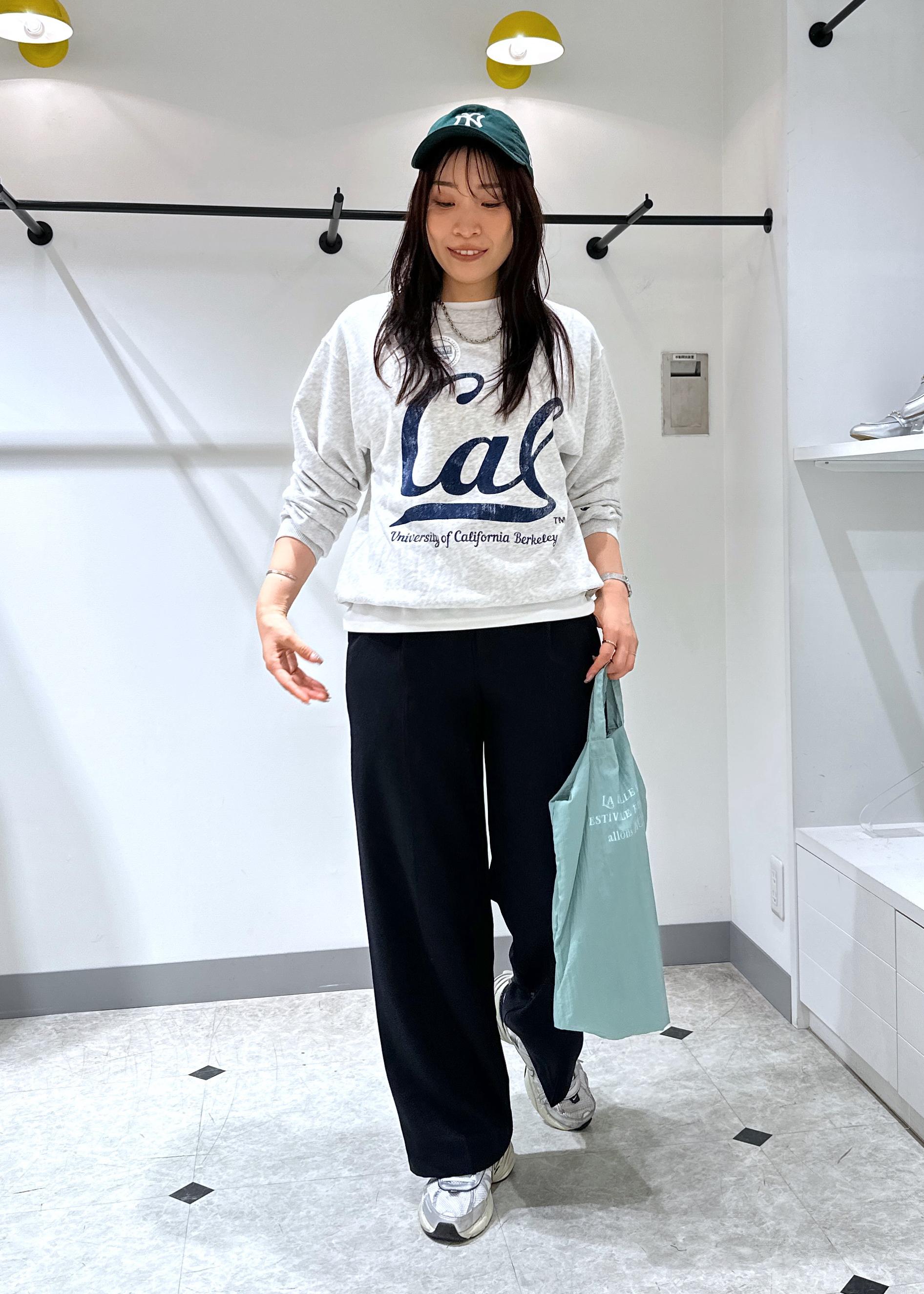 ROPE' PICNICの【WEB限定・丈長め】レディハンサムシリーズ ウールライクウエストタックセミワイドパンツを使ったコーディネートを紹介します。｜Rakuten Fashion(楽天ファッション／旧楽天ブランドアベニュー)6142655