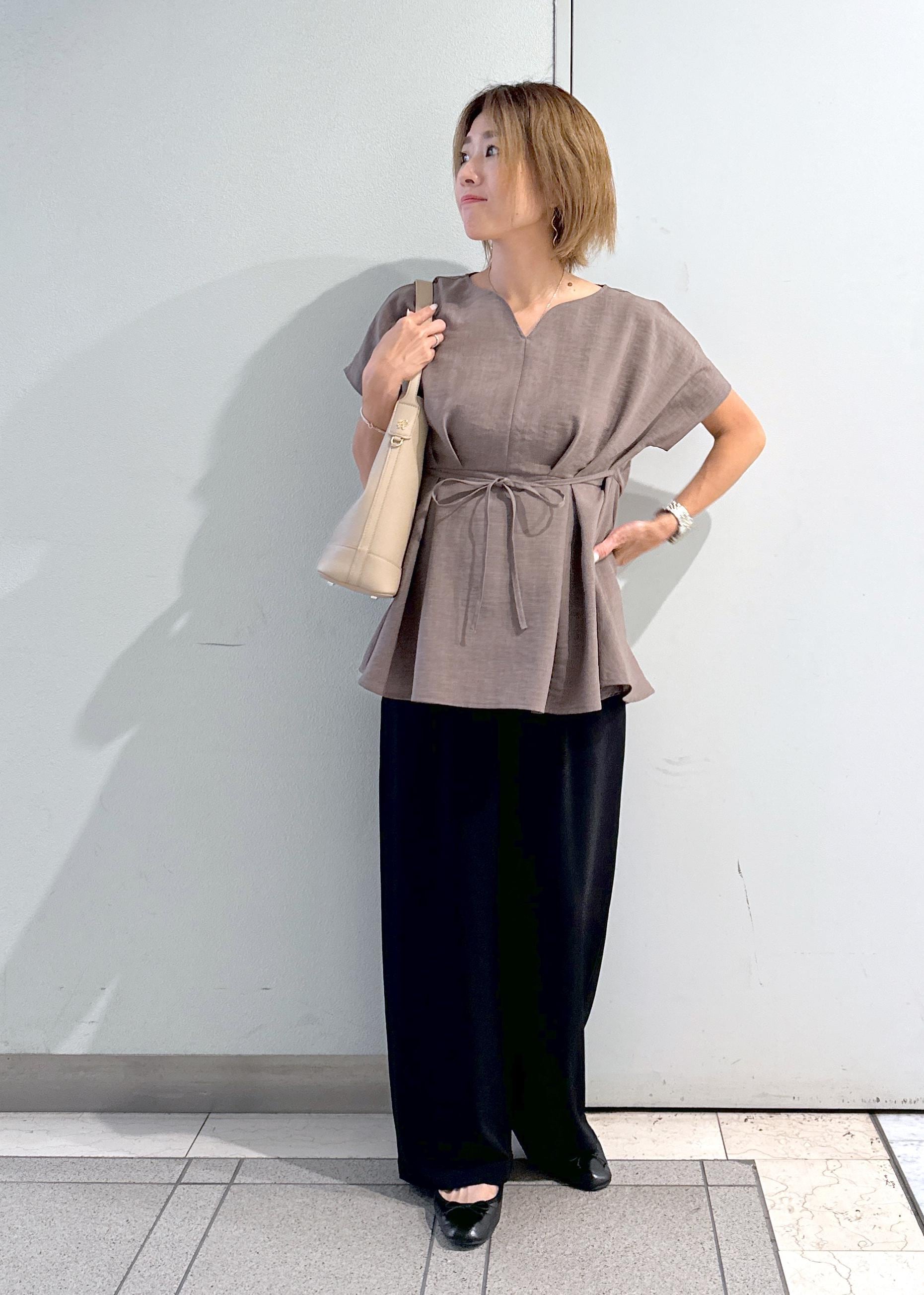 ROPE' PICNICの【接触冷感】ハートネックペプラムブラウスを使ったコーディネートを紹介します。｜Rakuten Fashion(楽天ファッション／旧楽天ブランドアベニュー)6142695