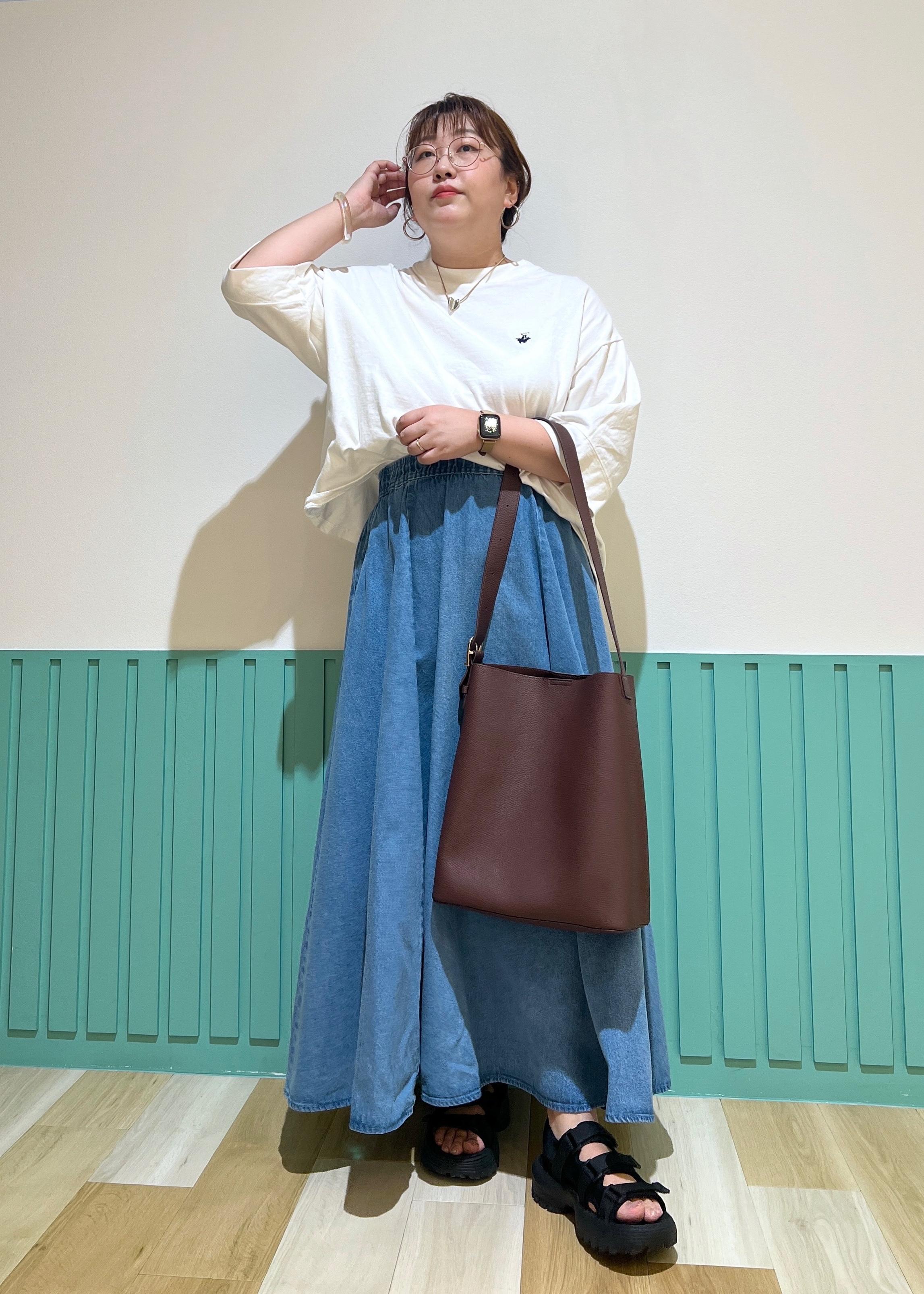 ROPE' PICNICの【BEVERLY HILLS POLO CLUB/ビバリーヒルズポロクラブ】ワイドスリーブTシャツを使ったコーディネートを紹介します。｜Rakuten Fashion(楽天ファッション／旧楽天ブランドアベニュー)6142699