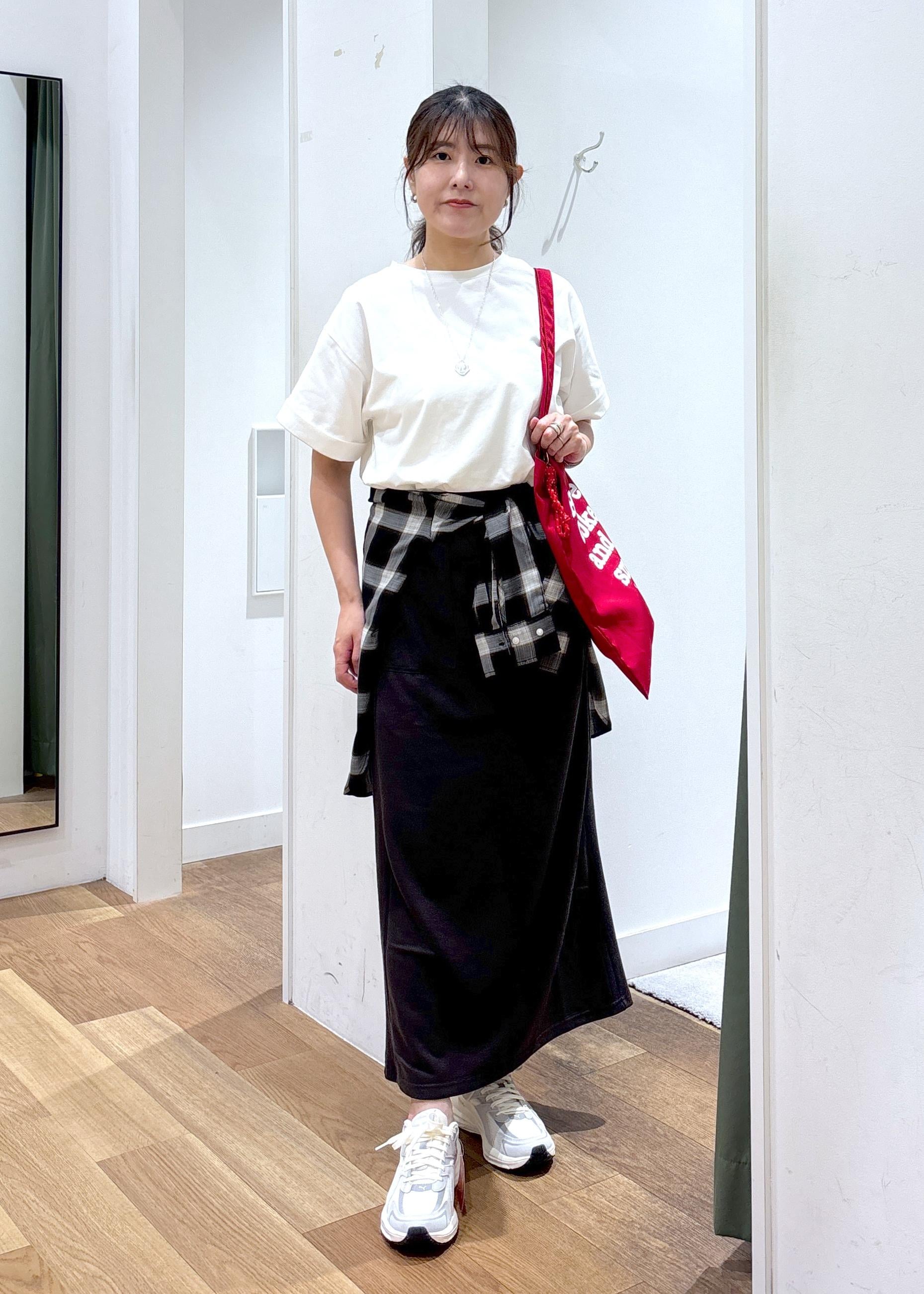 ROPE' PICNICの(entry price)マルチファンクション袖折り返しラウンドヘムteeを使ったコーディネートを紹介します。｜Rakuten Fashion(楽天ファッション／旧楽天ブランドアベニュー)6142434