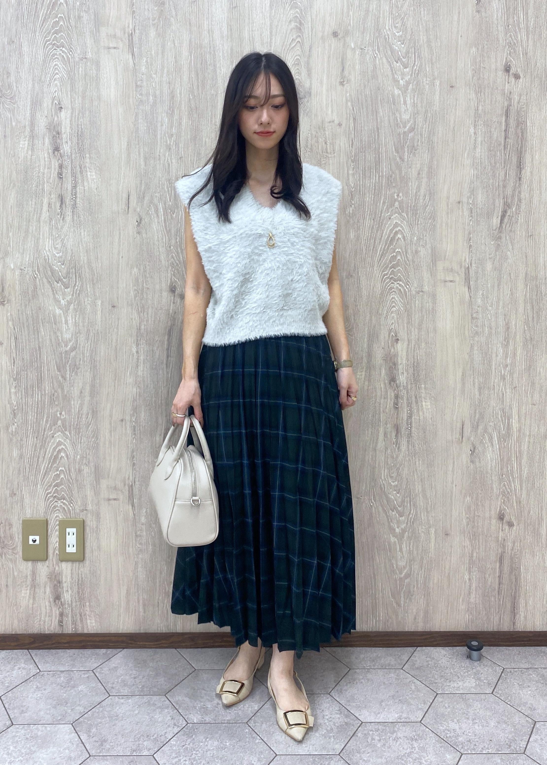 ROPE' PICNICのチェック柄プリーツスカートを使ったコーディネートを紹介します。｜Rakuten Fashion(楽天ファッション／旧楽天ブランドアベニュー)6142363