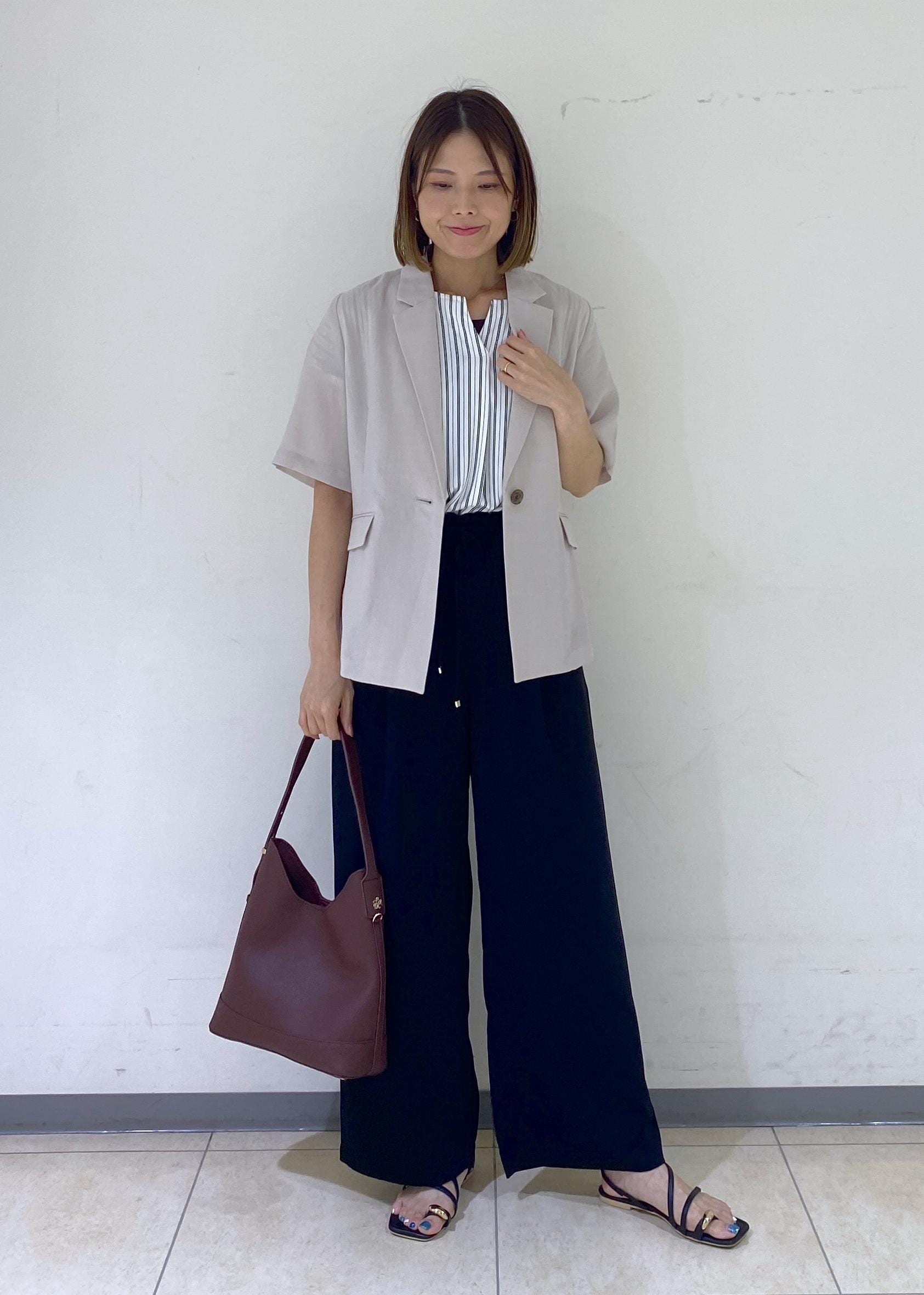 ROPE' PICNICの【接触冷感・吸水速乾・防シワ】エフォートレスリラックスハーフスリーブジャケットを使ったコーディネートを紹介します。｜Rakuten Fashion(楽天ファッション／旧楽天ブランドアベニュー)6142365