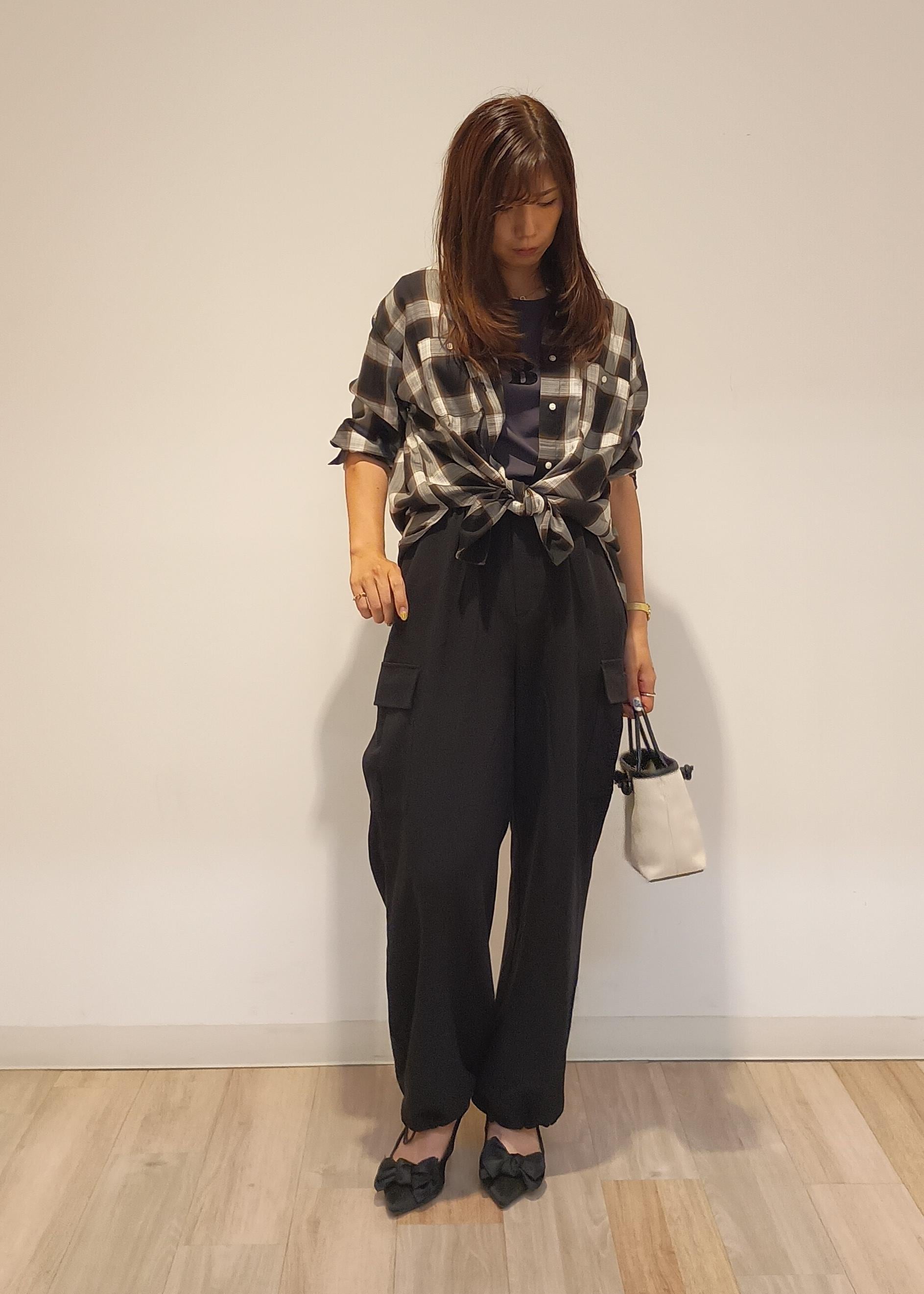 ROPE' PICNICの【UVカット・接触冷感・イージーケア】イージーカーゴパンツを使ったコーディネートを紹介します。｜Rakuten Fashion(楽天ファッション／旧楽天ブランドアベニュー)6142438