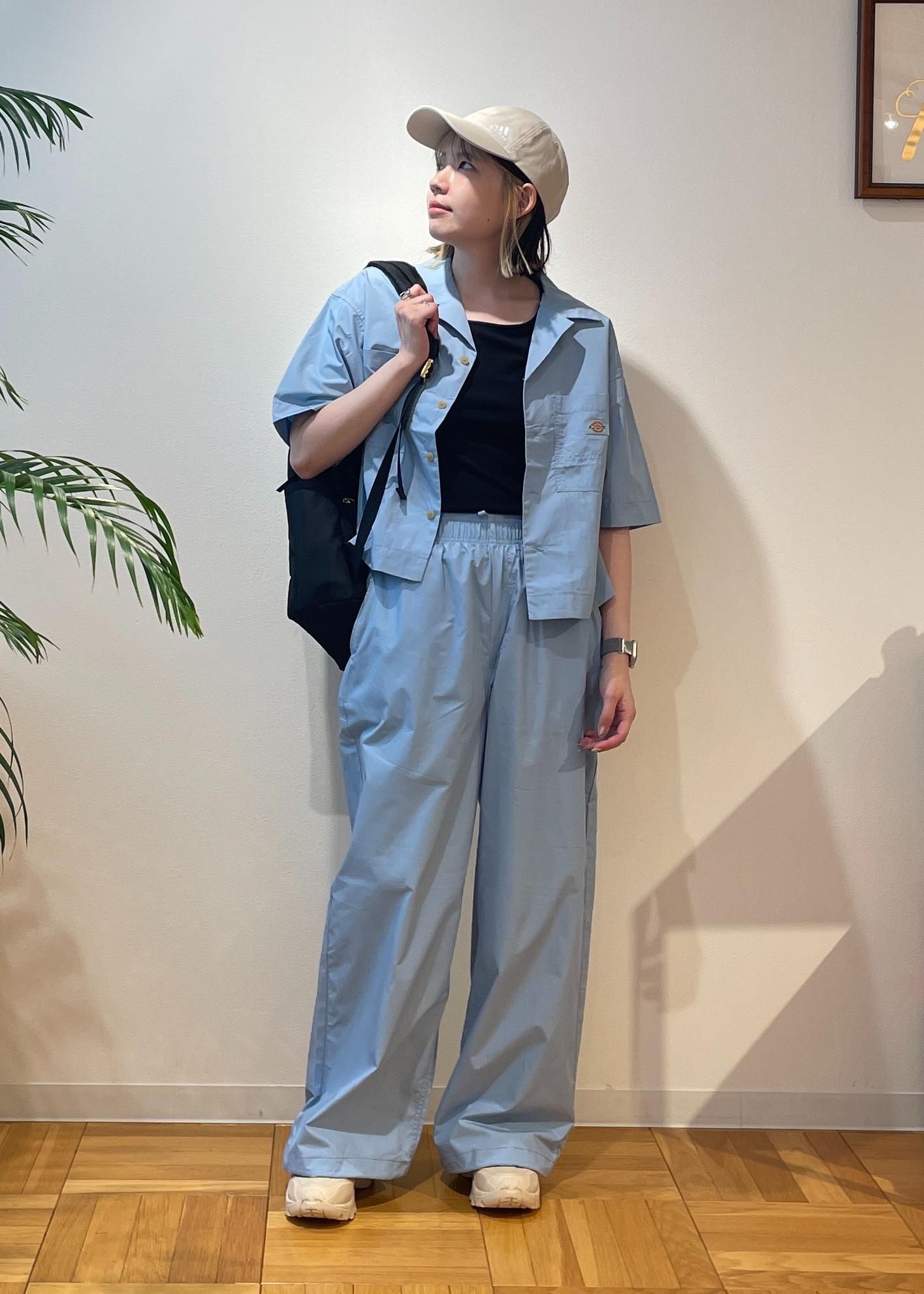 ROPE' PICNICの【Dickies】コットンダンプクロップドシャツを使ったコーディネートを紹介します。｜Rakuten Fashion(楽天ファッション／旧楽天ブランドアベニュー)6142443
