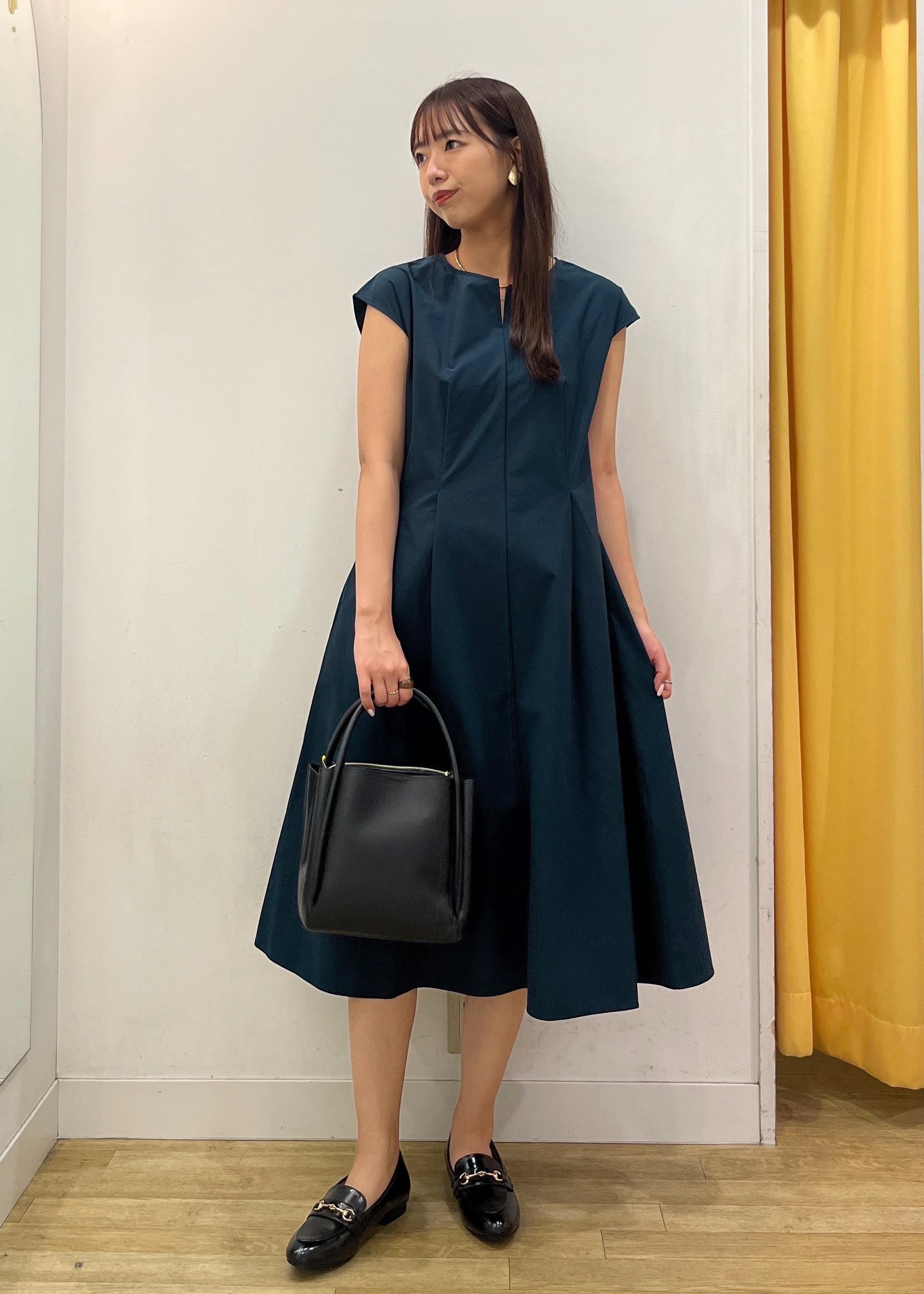 ROPE' PICNICの【吸水速乾】ウエストタックカットワンピースを使ったコーディネートを紹介します。｜Rakuten Fashion(楽天ファッション／旧楽天ブランドアベニュー)6142376