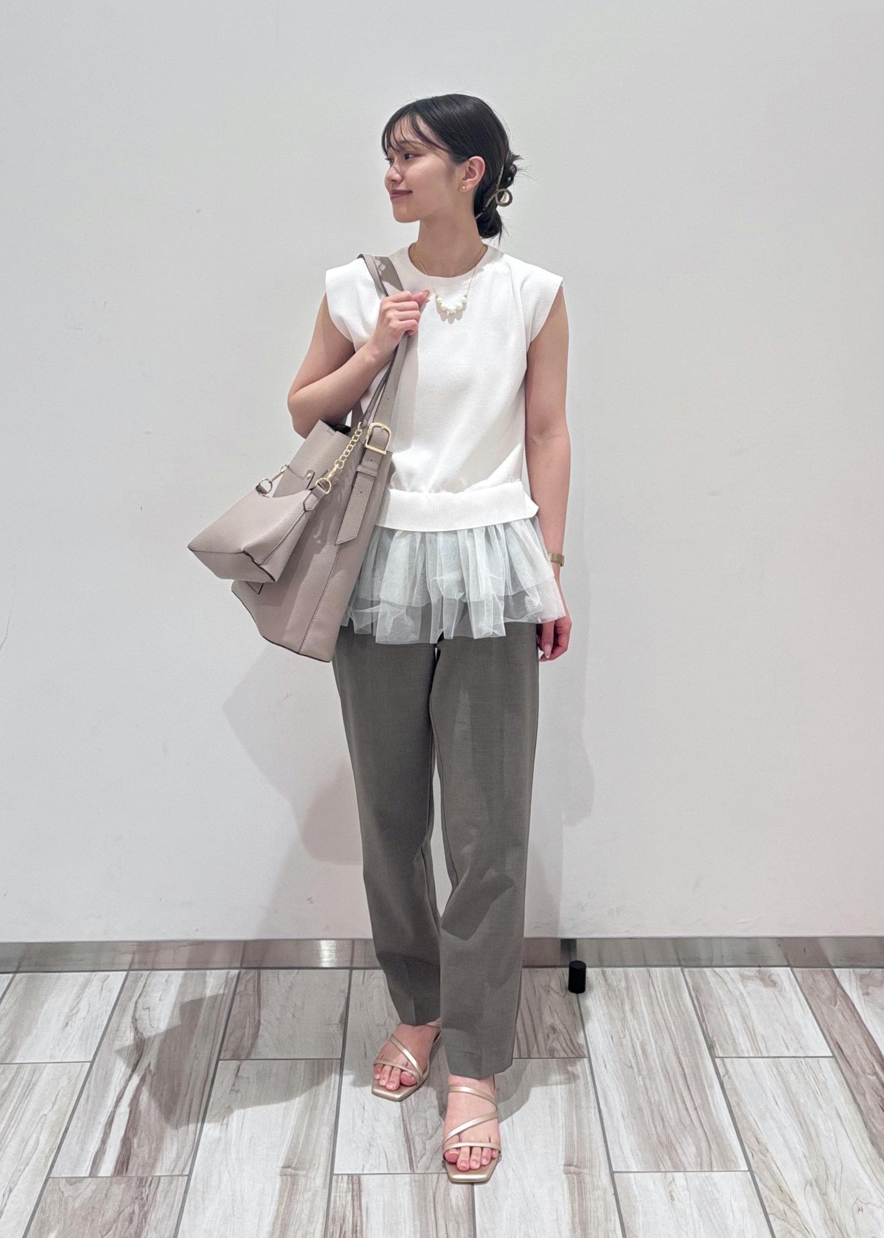 ROPE' PICNICのチュールドッキングプルオーバーを使ったコーディネートを紹介します。｜Rakuten Fashion(楽天ファッション／旧楽天ブランドアベニュー)6142447