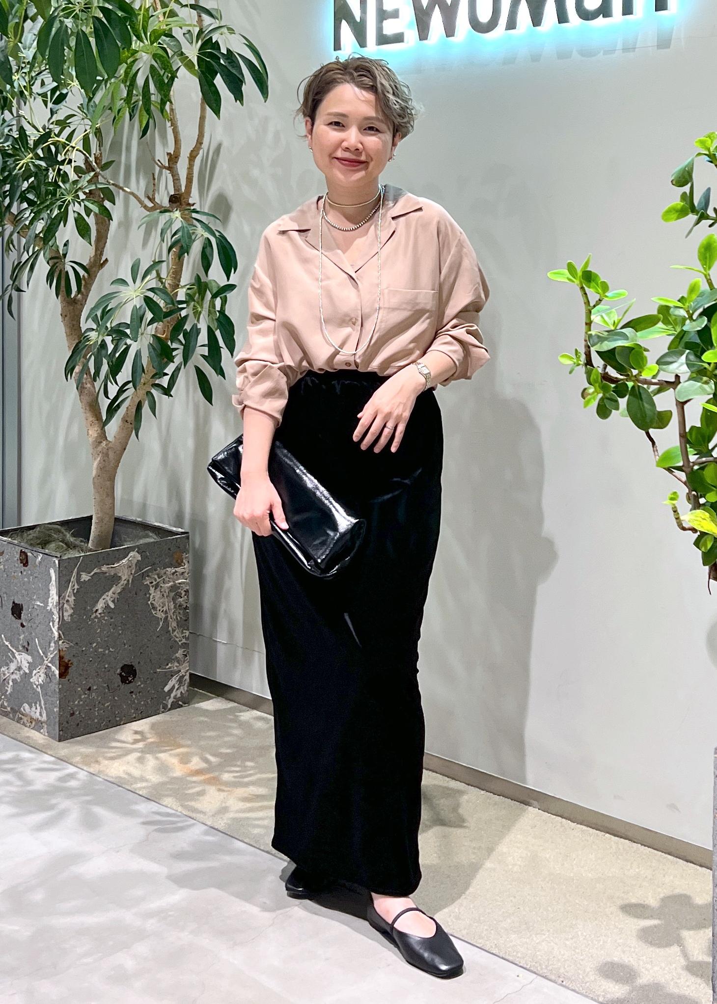 SALON adam et rope'の[25AW]GENTLE SILK オープンカラーシャツ / セットアップ対応・洗えるを使ったコーディネートを紹介します。｜Rakuten Fashion(楽天ファッション／旧楽天ブランドアベニュー)6147501