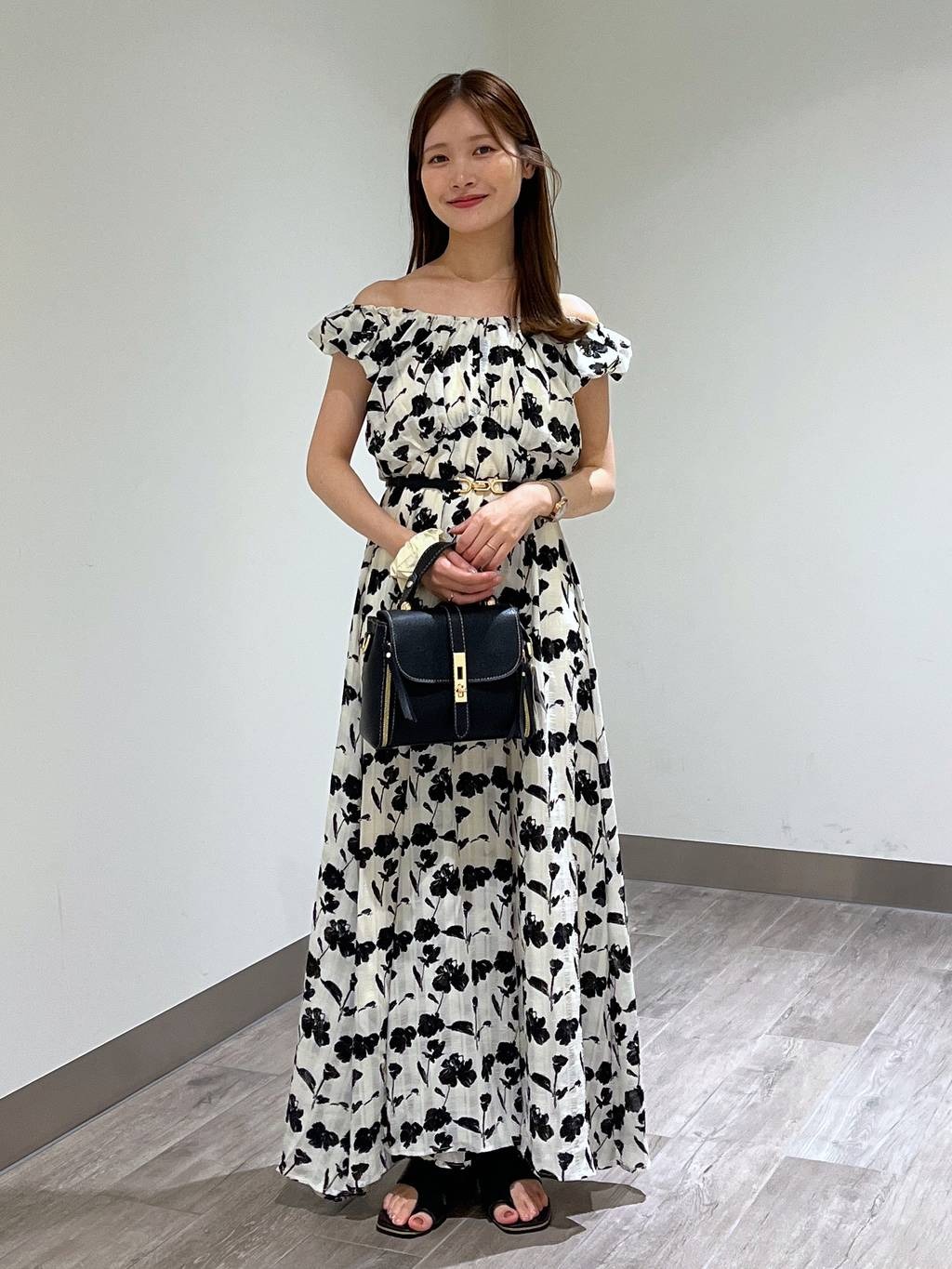 mysty womanのビットベルトを使ったコーディネートを紹介します。｜Rakuten Fashion(楽天ファッション／旧楽天ブランドアベニュー)6033468