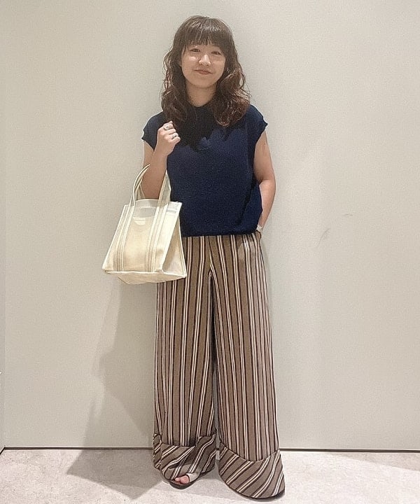 BEAMS HEARTのストライプ ジャカード パンツを使ったコーディネートを紹介します。｜Rakuten Fashion(楽天ファッション／旧楽天ブランドアベニュー)6035557