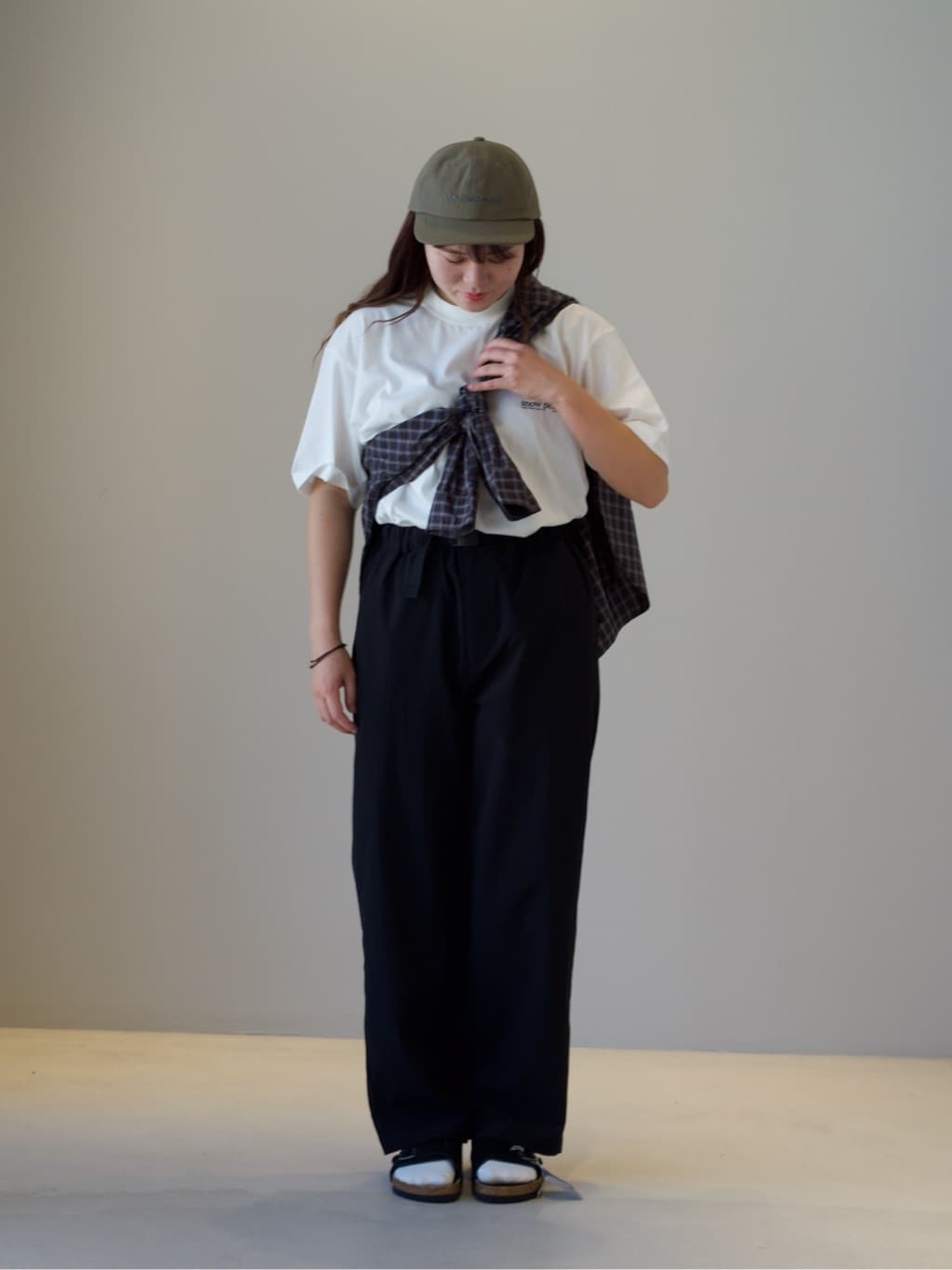 Snow PeakのOrganic Cotton Ombre Check Shirtを使ったコーディネートを紹介します。｜Rakuten Fashion(楽天ファッション／旧楽天ブランドアベニュー)6035788