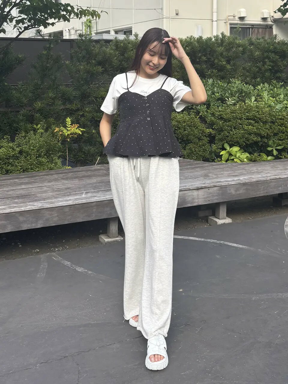 RETRO GIRL | 前開きフリルビスチェ | Rakuten Fashion(楽天