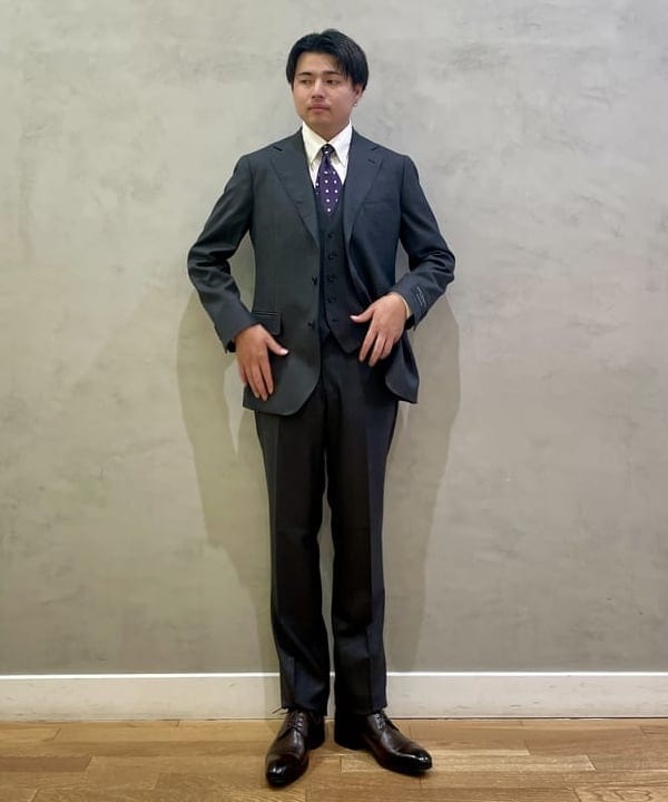 BEAMS HEARTの130's グレンチェック 3ボタン 3ピーススーツ 25AW(セットアイテム)を使ったコーディネートを紹介します。｜Rakuten Fashion(楽天ファッション／旧楽天ブランドアベニュー)6040048