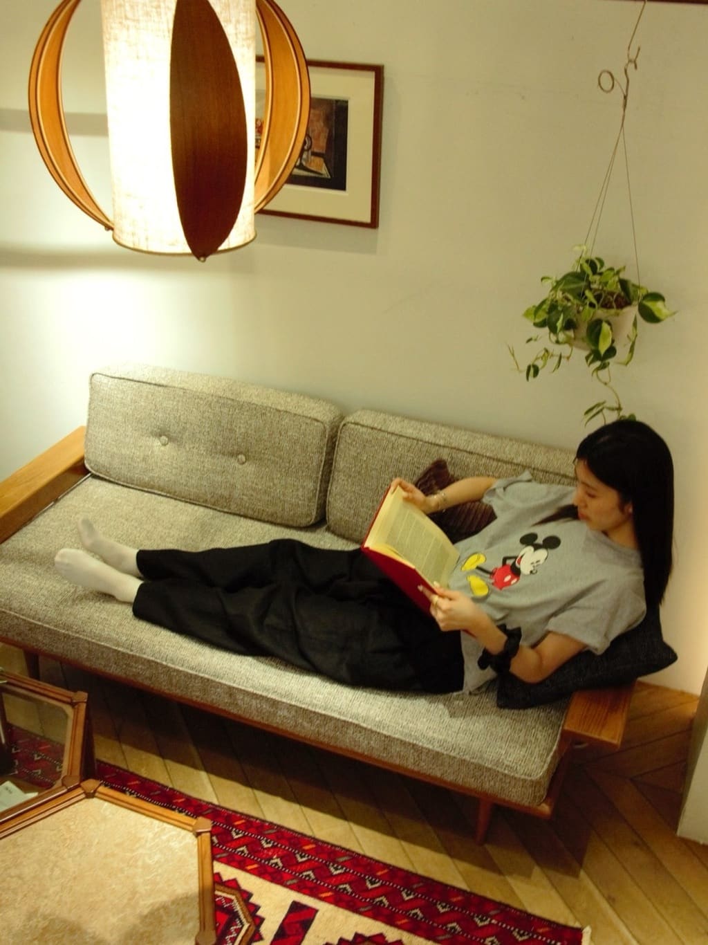 journal standard FurnitureのWOODEN LEAF PENDANT LAMP ウッデン リーフ ペンダント ランプを使ったコーディネートを紹介します。｜Rakuten Fashion(楽天ファッション／旧楽天ブランドアベニュー)6040626