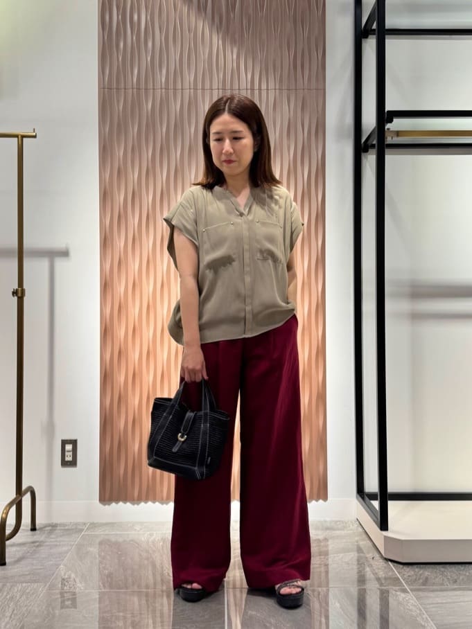 LASUDのレーヨン麻ワイドパンツを使ったコーディネートを紹介します。｜Rakuten Fashion(楽天ファッション／旧楽天ブランドアベニュー)6042243