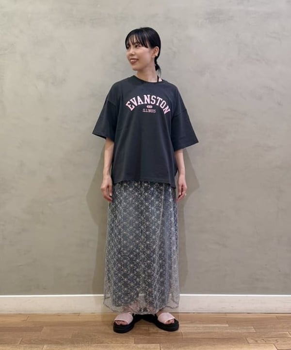 BEAMS HEARTのフロッキー カレッジロゴ Tシャツを使ったコーディネートを紹介します。｜Rakuten Fashion(楽天ファッション／旧楽天ブランドアベニュー)6052428