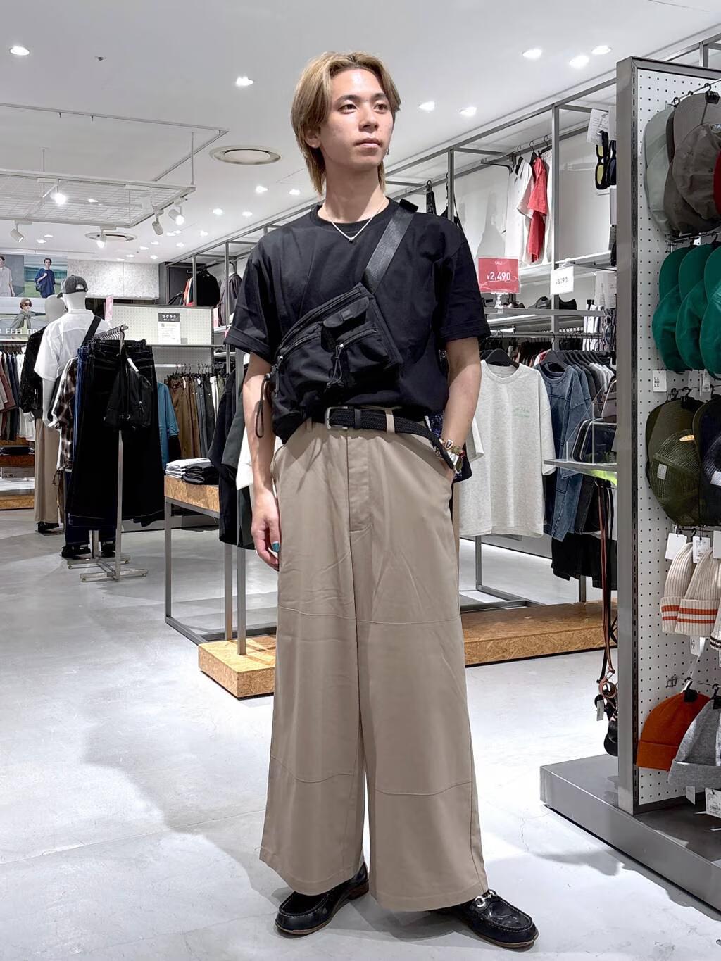 LAKOLEのベーシックカットソー半袖を使ったコーディネートを紹介します。｜Rakuten Fashion(楽天ファッション／旧楽天ブランドアベニュー)6054090